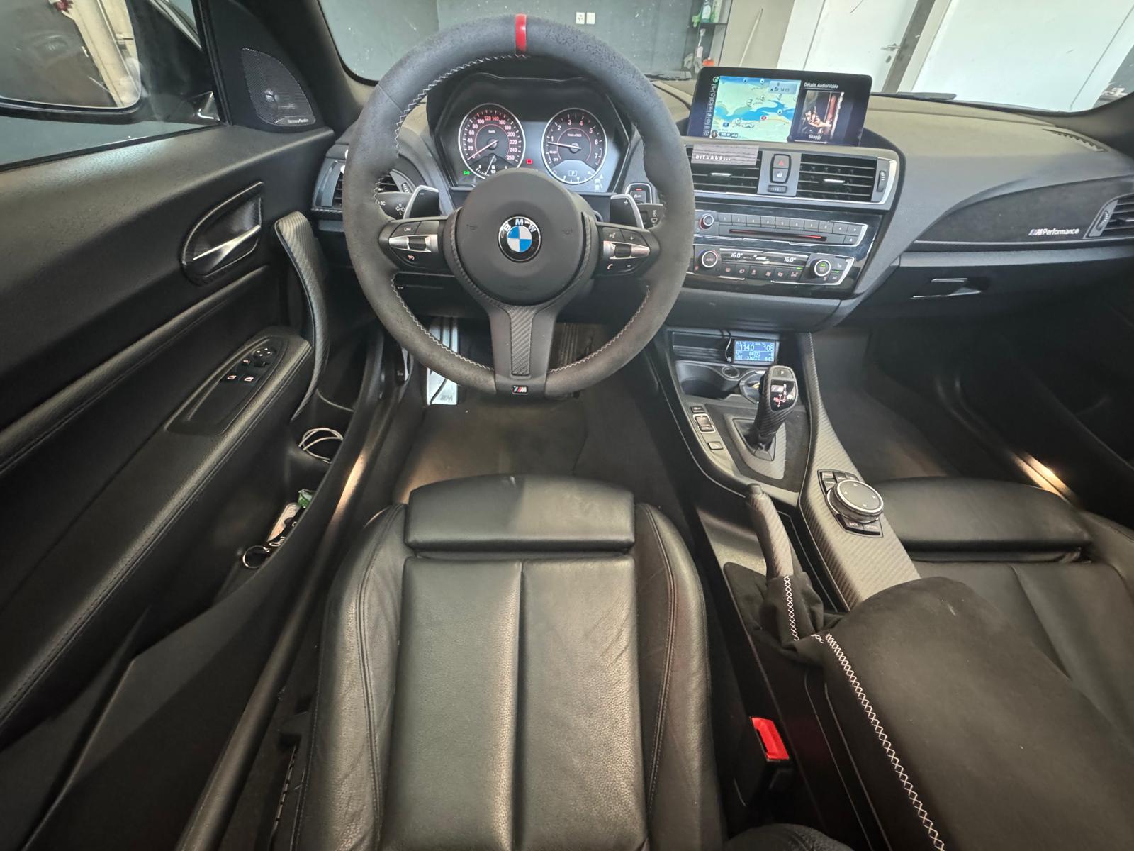 BMW M235i xDrive Steptronic-image-15