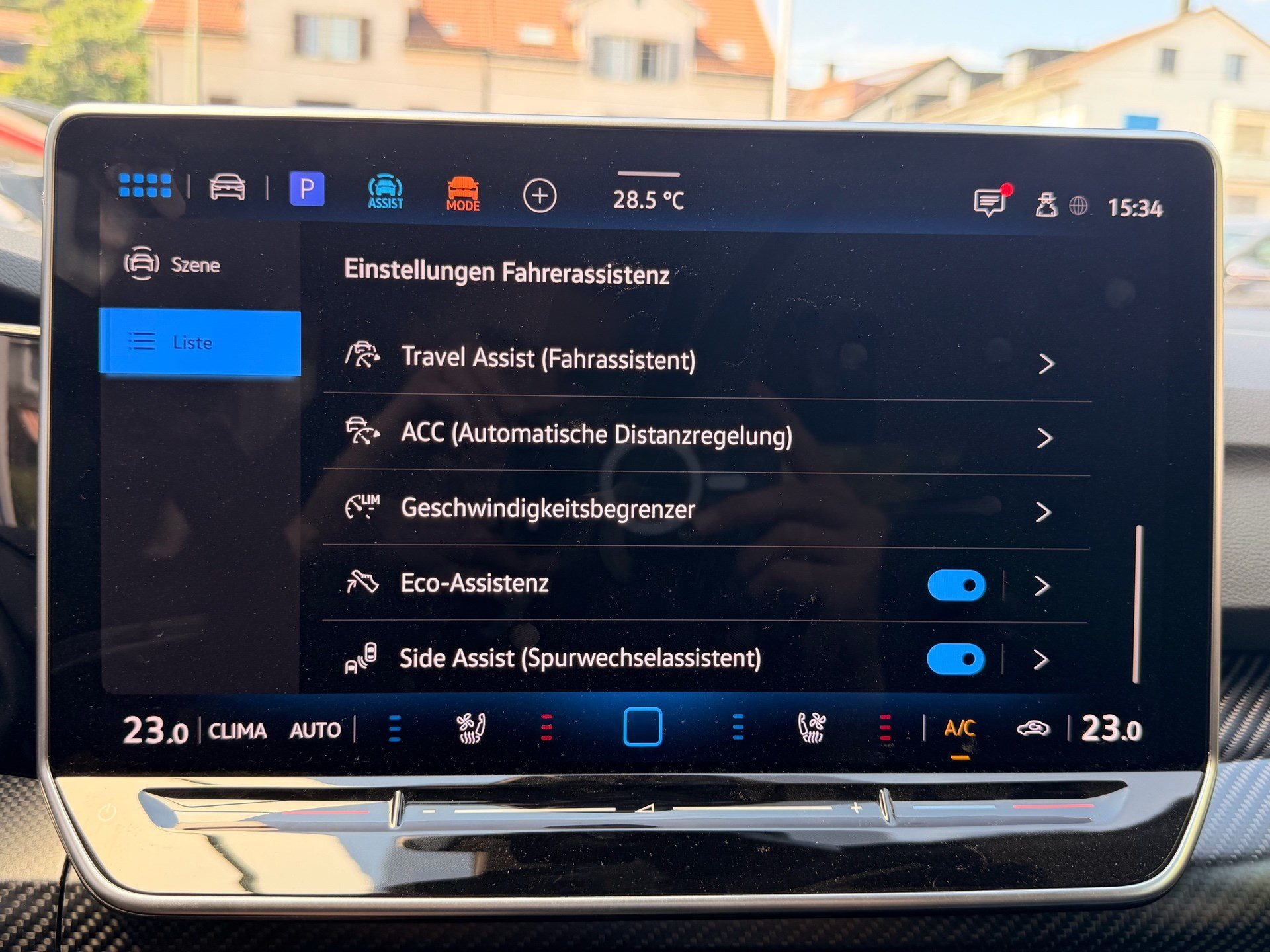 VW Golf R 2.0 TSI 333 PS 4MOTION *** AKRAPOVIC ABGAS & LEDER NAPPA ***-image-16