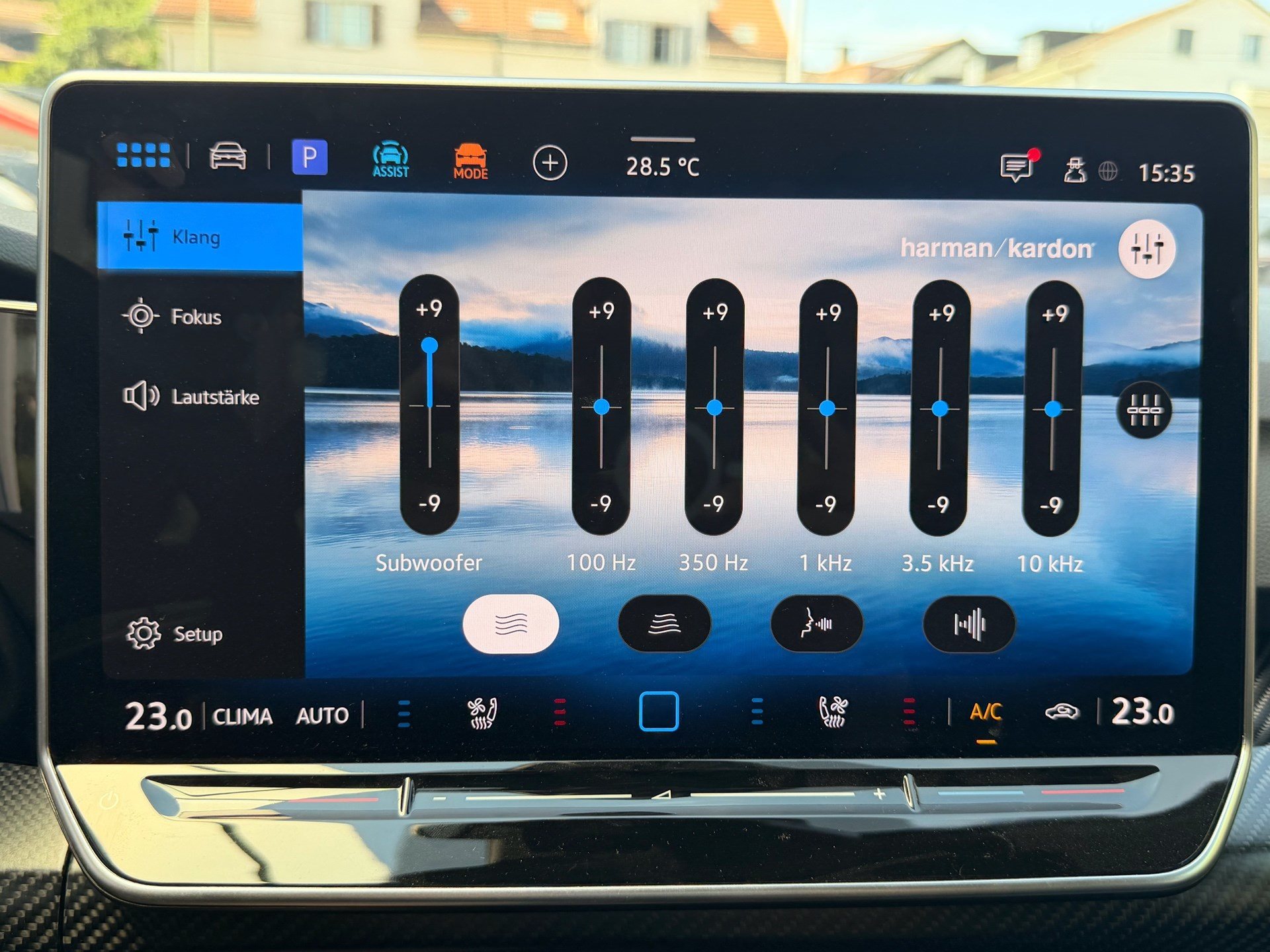 VW Golf R 2.0 TSI 333 PS 4MOTION *** AKRAPOVIC ABGAS & LEDER NAPPA ***-image-21