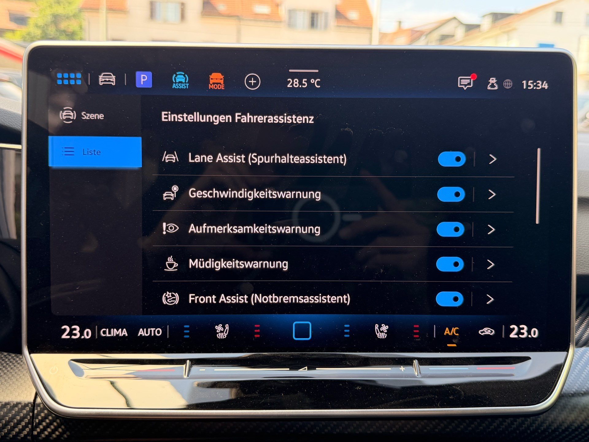 VW Golf R 2.0 TSI 333 PS 4MOTION *** AKRAPOVIC ABGAS & LEDER NAPPA ***-image-15