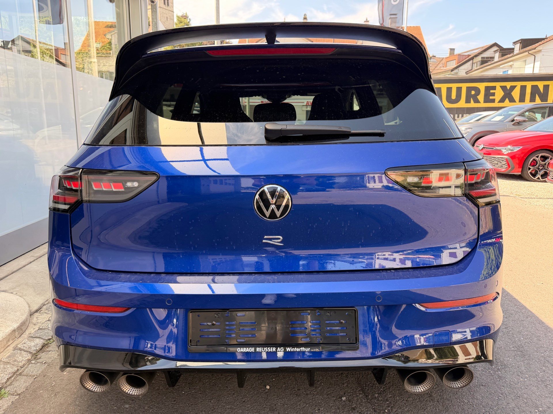 VW Golf R 2.0 TSI 333 PS 4MOTION *** AKRAPOVIC ABGAS & LEDER NAPPA ***-image-4
