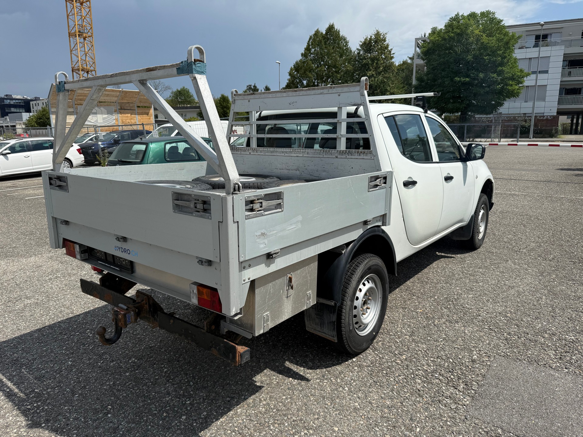 MITSUBISHI L 200 2.5 DID Invite Double Cab-image-3