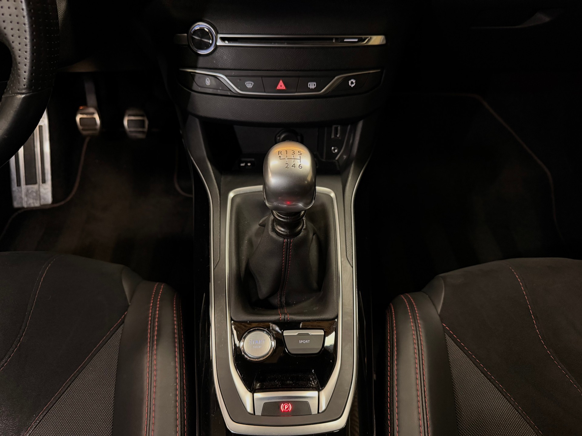 PEUGEOT 308 1.6 GTi-image-20