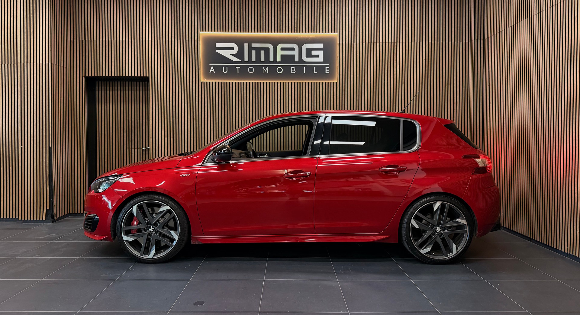 PEUGEOT 308 1.6 GTi-image-4