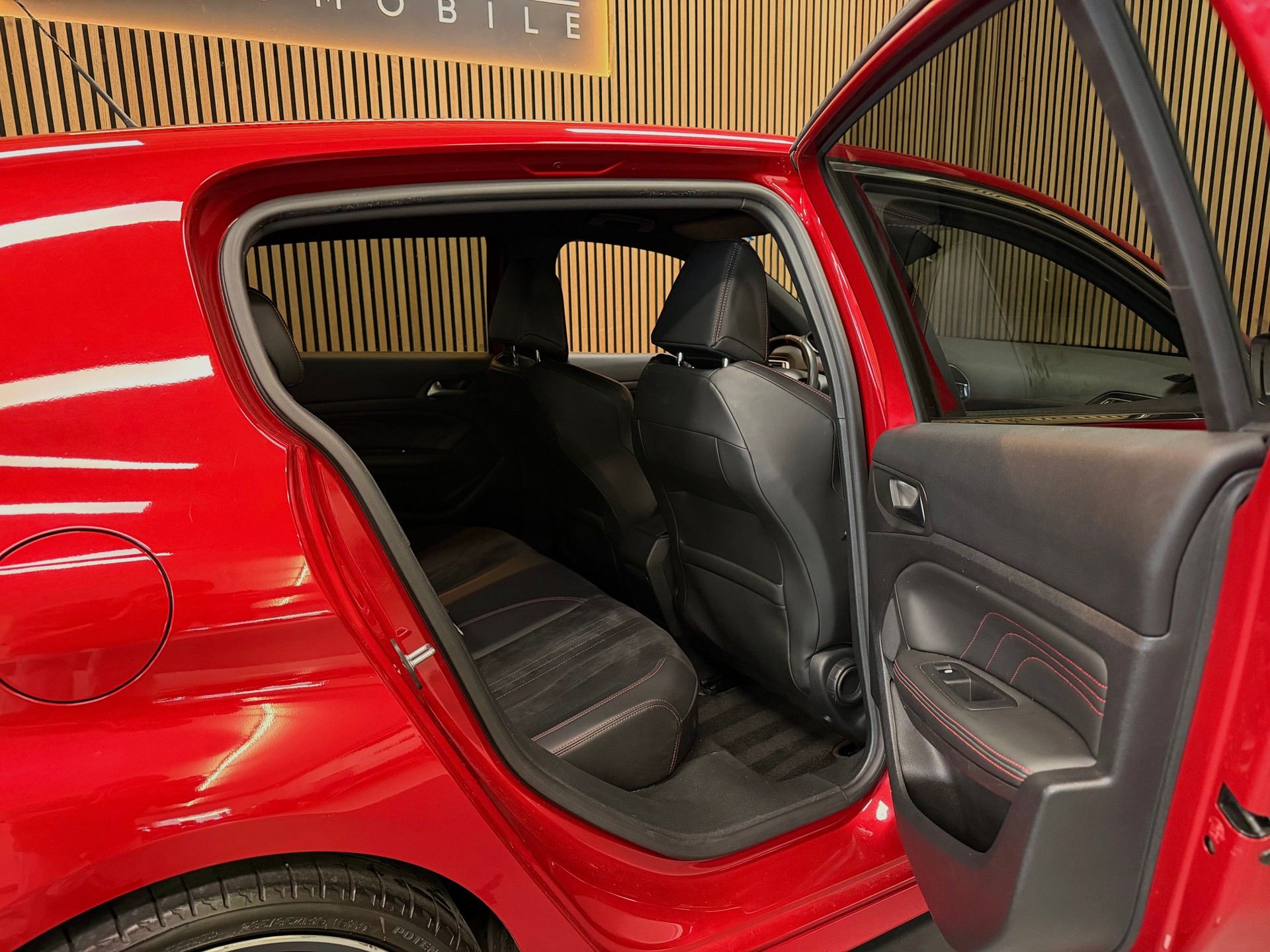 PEUGEOT 308 1.6 GTi-image-27