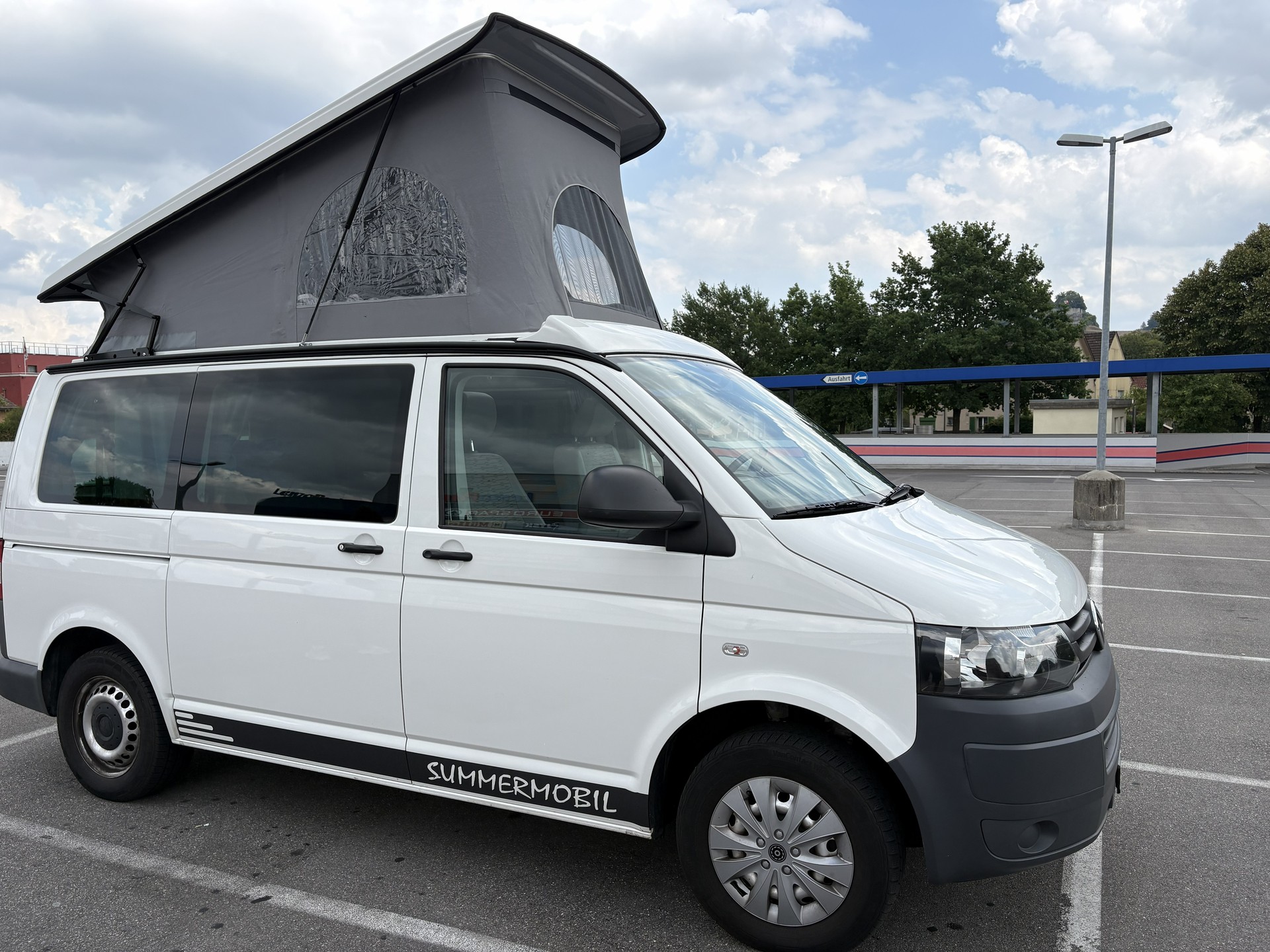 VW T5 Camper 2.0 TDI 4x4-image-0