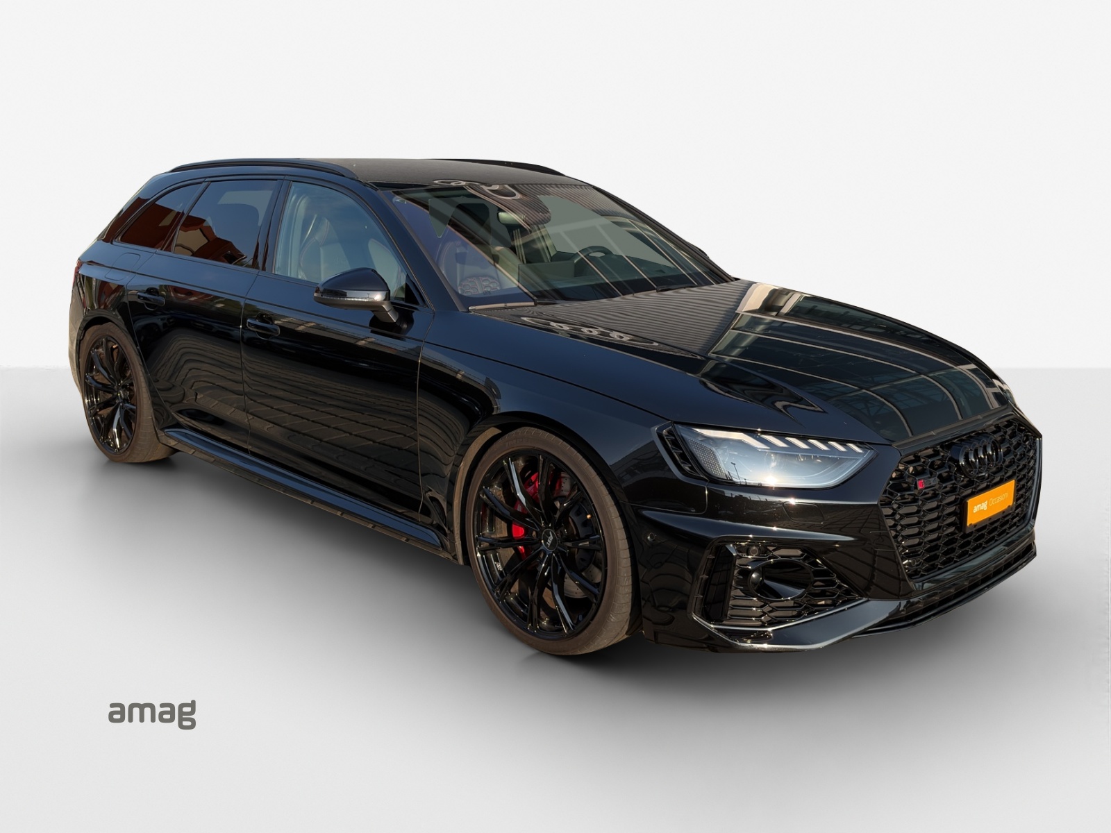 AUDI RS4 Avant quattro tiptronic-image-5