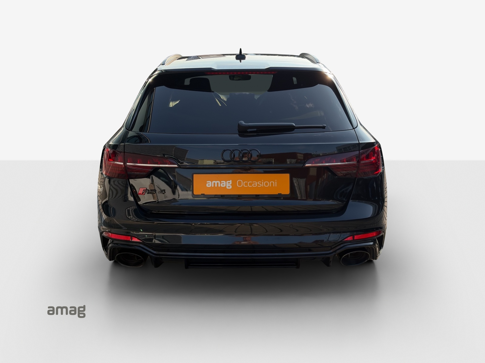 AUDI RS4 Avant quattro tiptronic-image-3