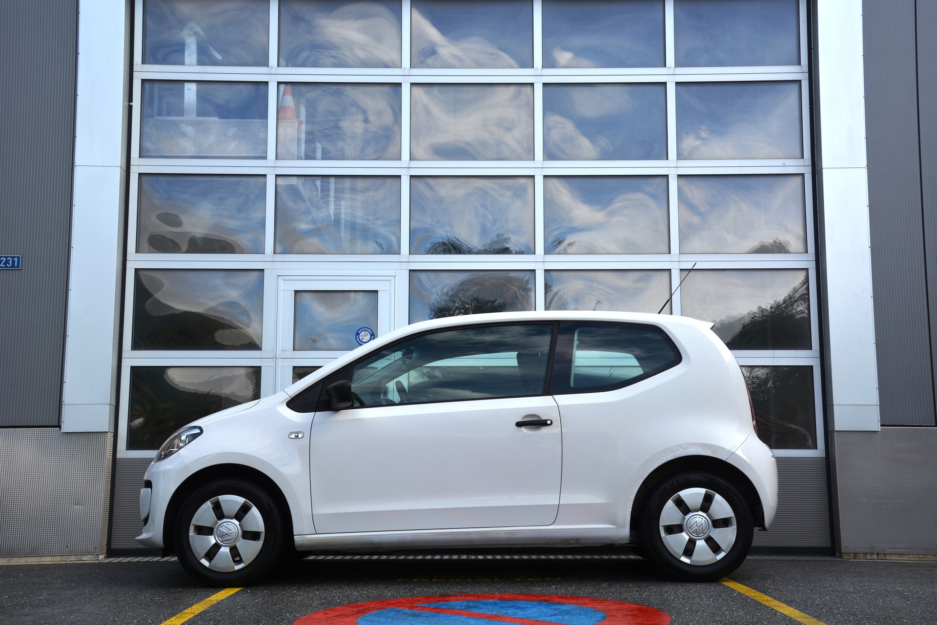 VW Up 1.0 take up-image-2