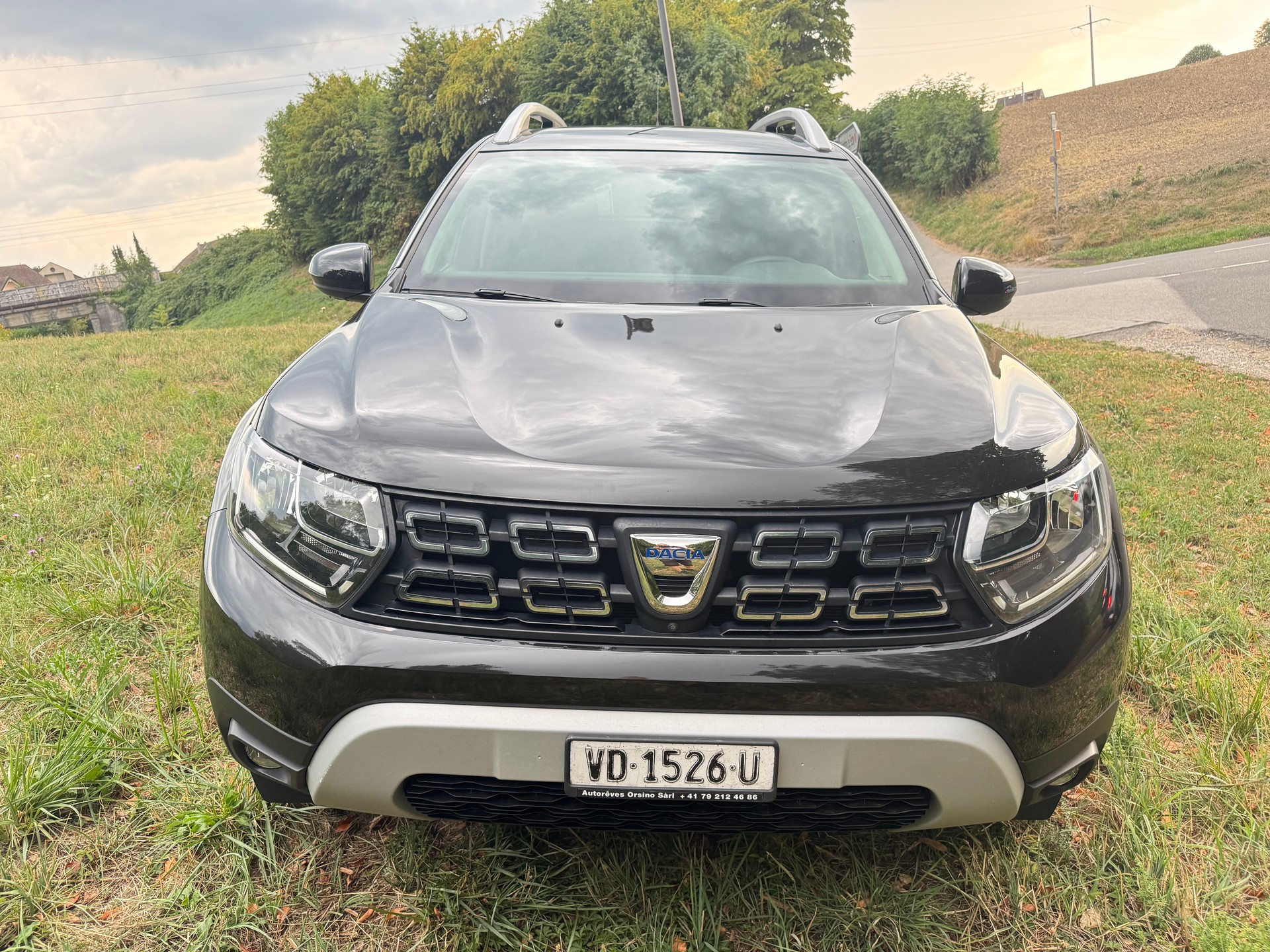 DACIA Duster dCi 115 Comfort 4x4-showroom-element-1