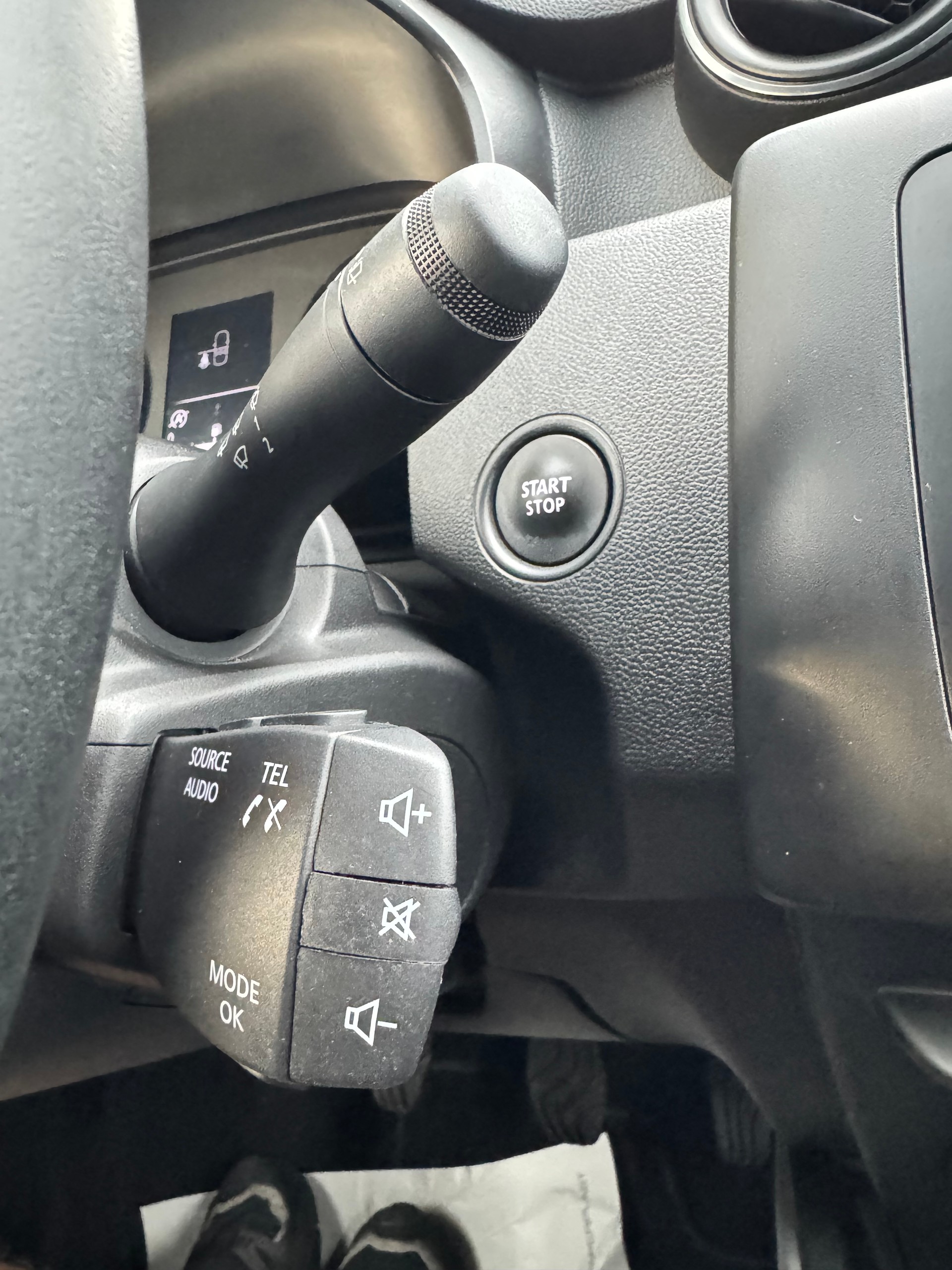 DACIA Duster dCi 115 Comfort 4x4-image-8