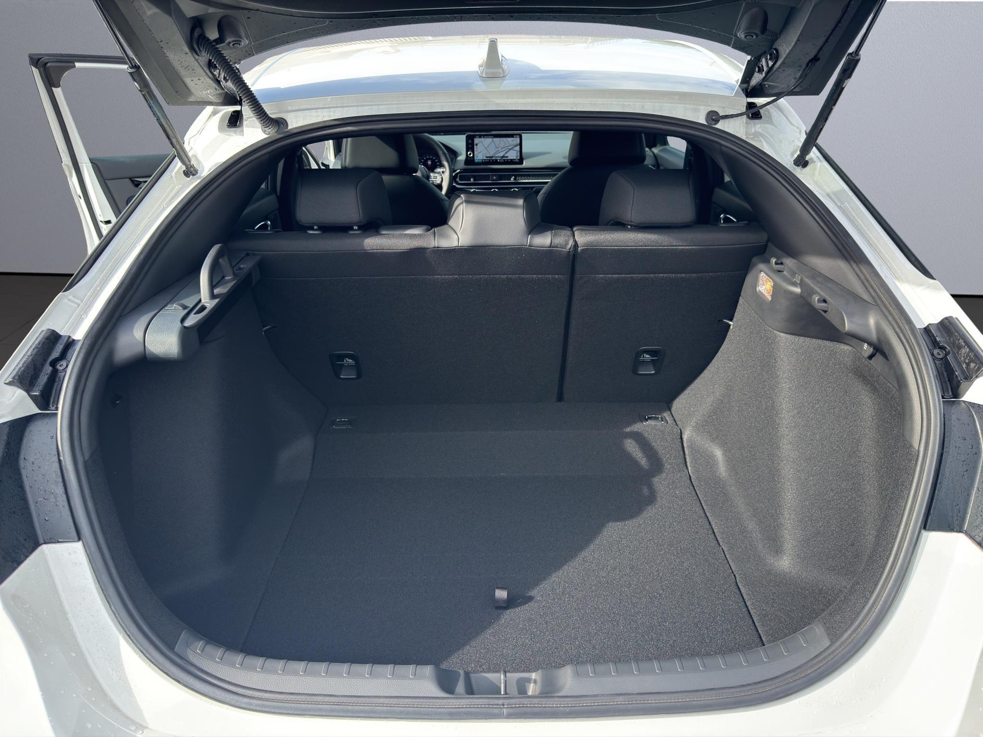 HONDA Civic 2.0 i-MMD Sport-image-18