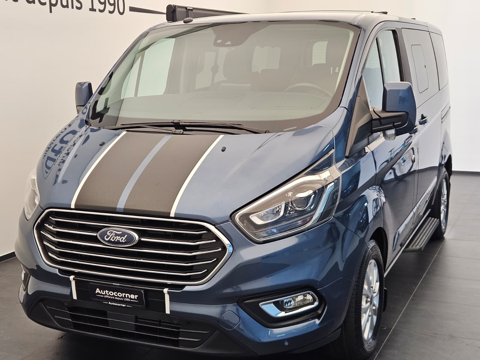 FORD Tourneo Custom 320 L1H1 Titanium-image-2