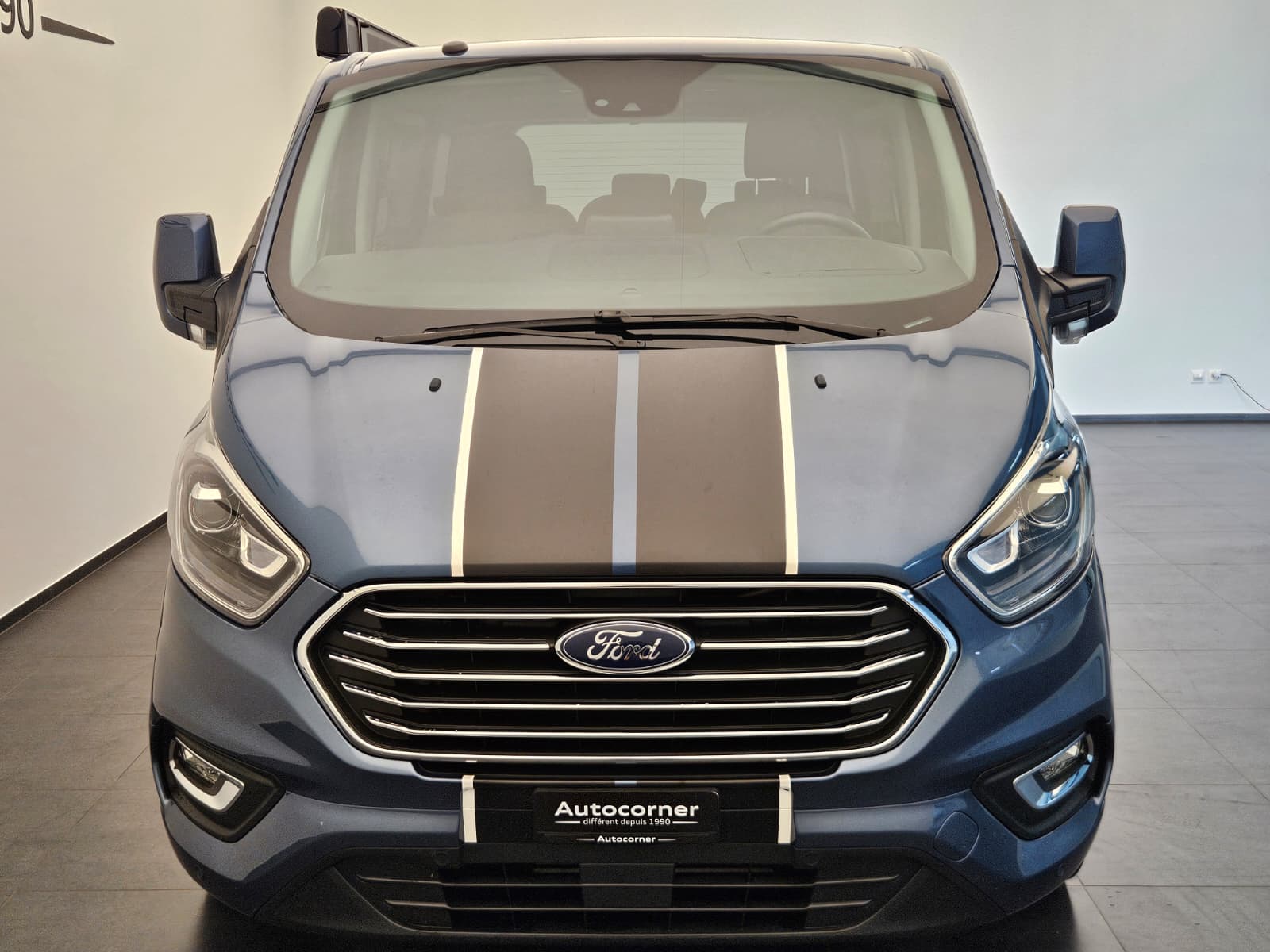 FORD Tourneo Custom 320 L1H1 Titanium-image-3