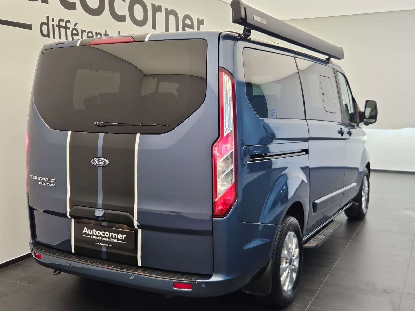 FORD Tourneo Custom 320 L1H1 Titanium-image-6
