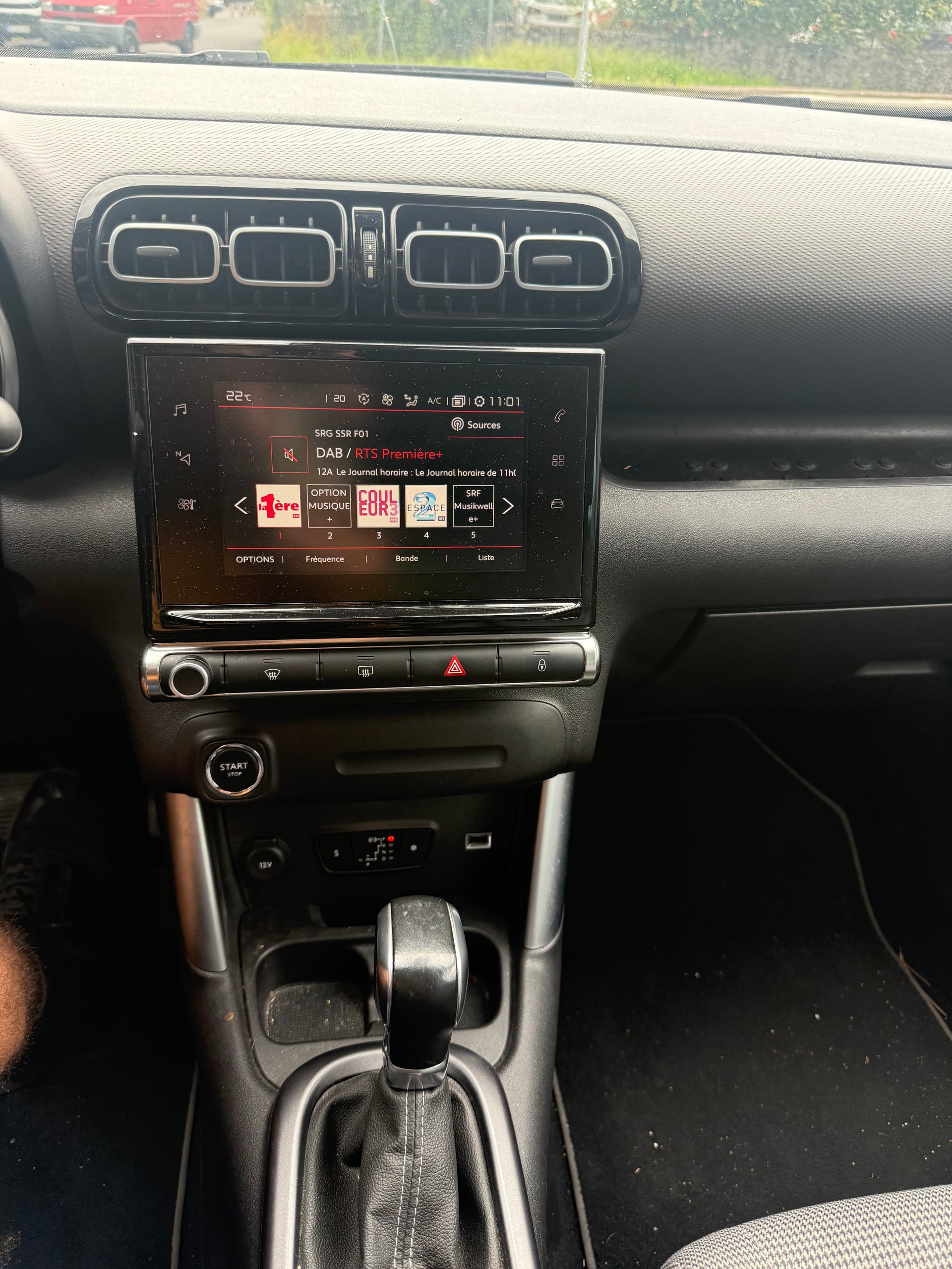 CITROEN C3 Aircross 1.2i PureTech Feel EAT-image-7