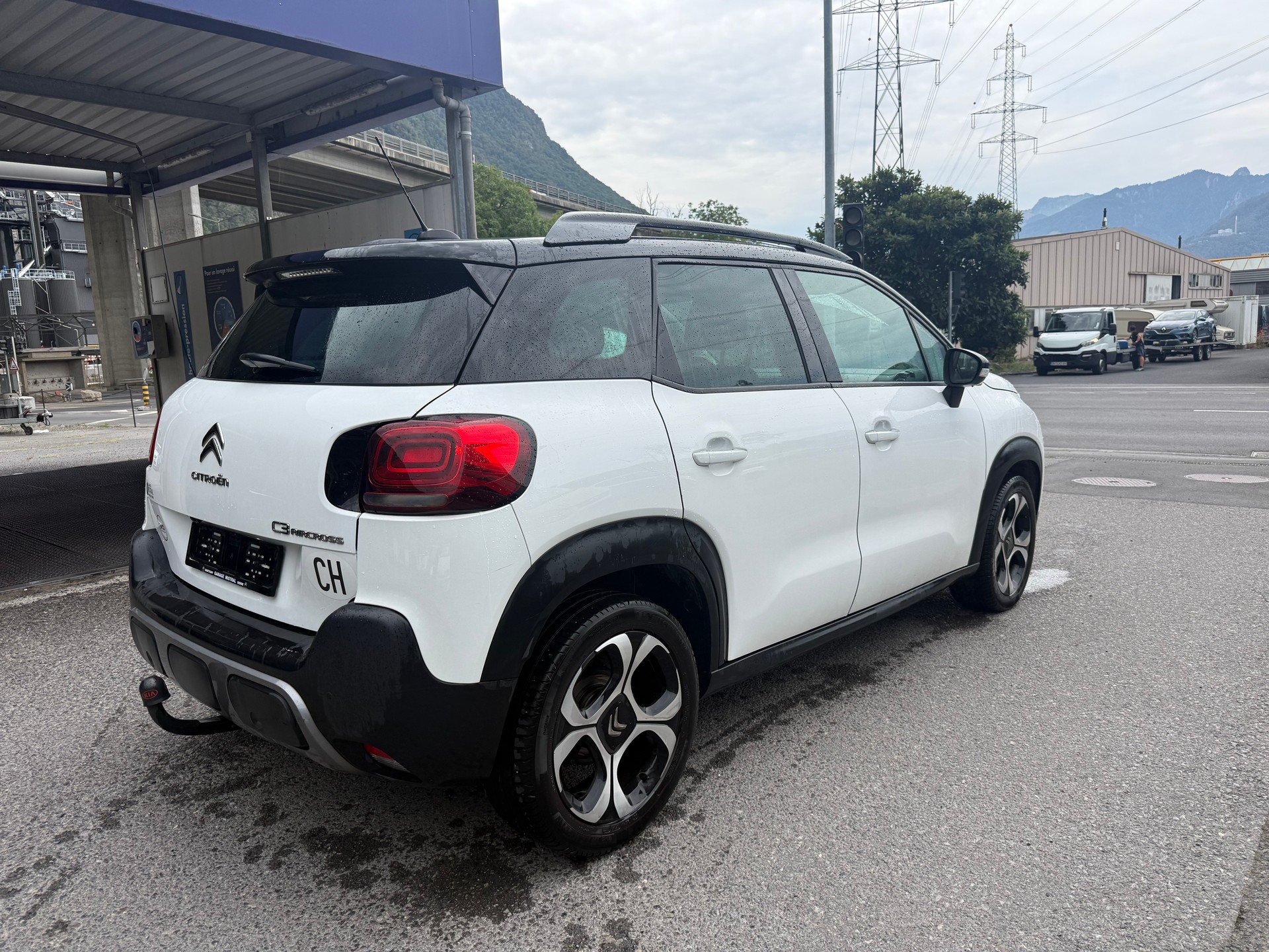 CITROEN C3 Aircross 1.2i PureTech Feel EAT-image-2