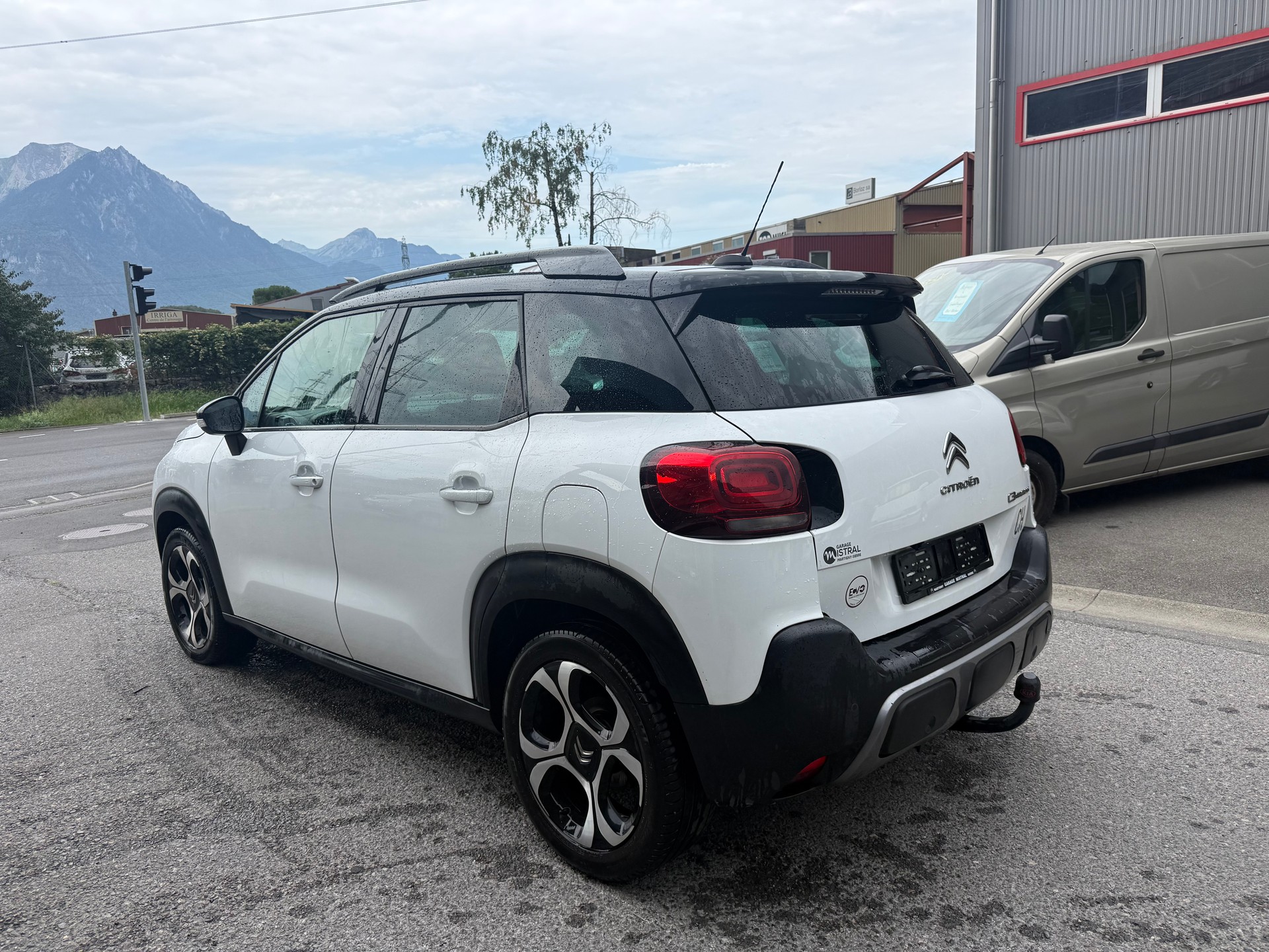 CITROEN C3 Aircross 1.2i PureTech Feel EAT-image-3