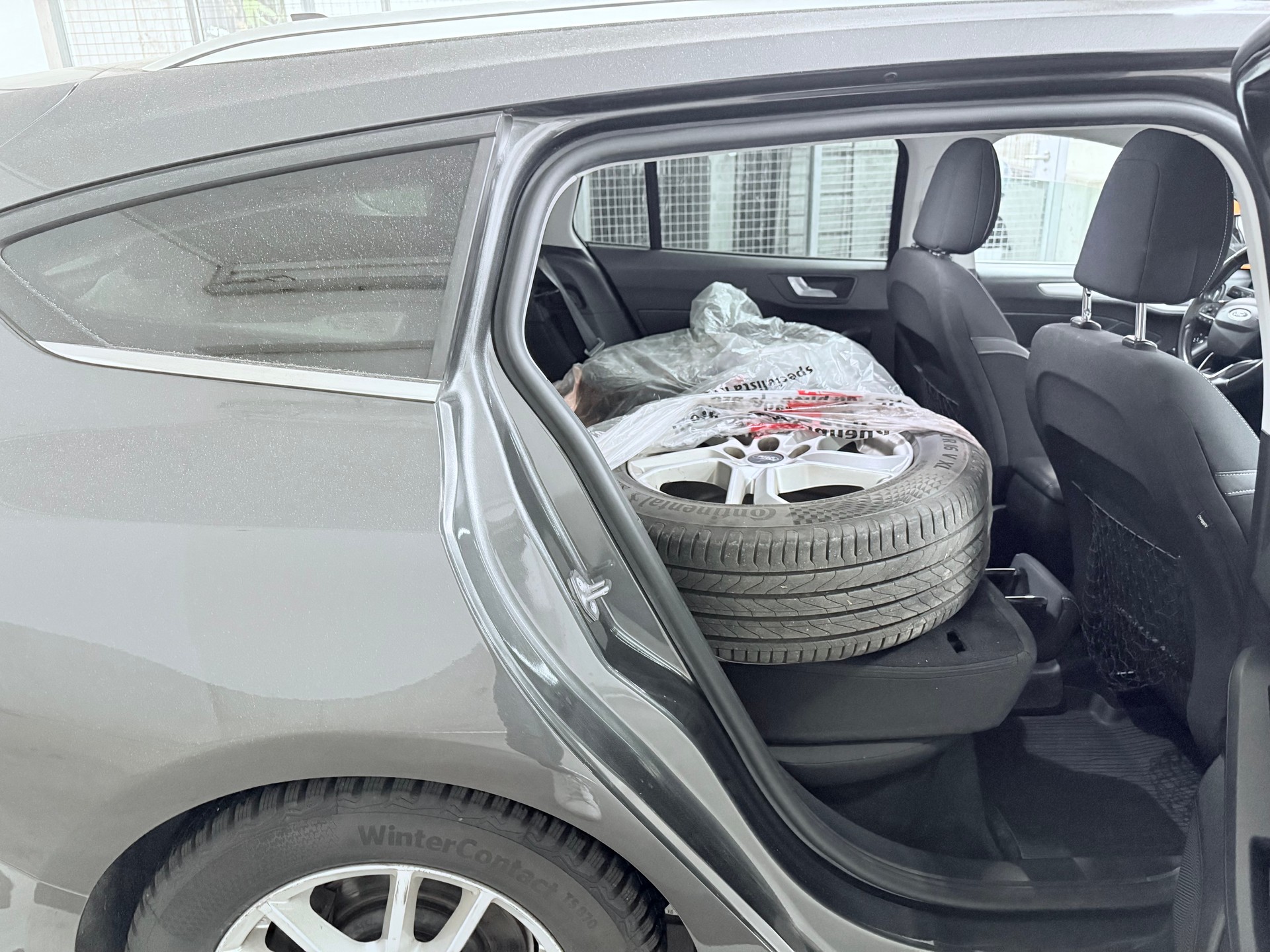 FORD Focus 2.0 TDCi Cool Connect Automatic-image-11