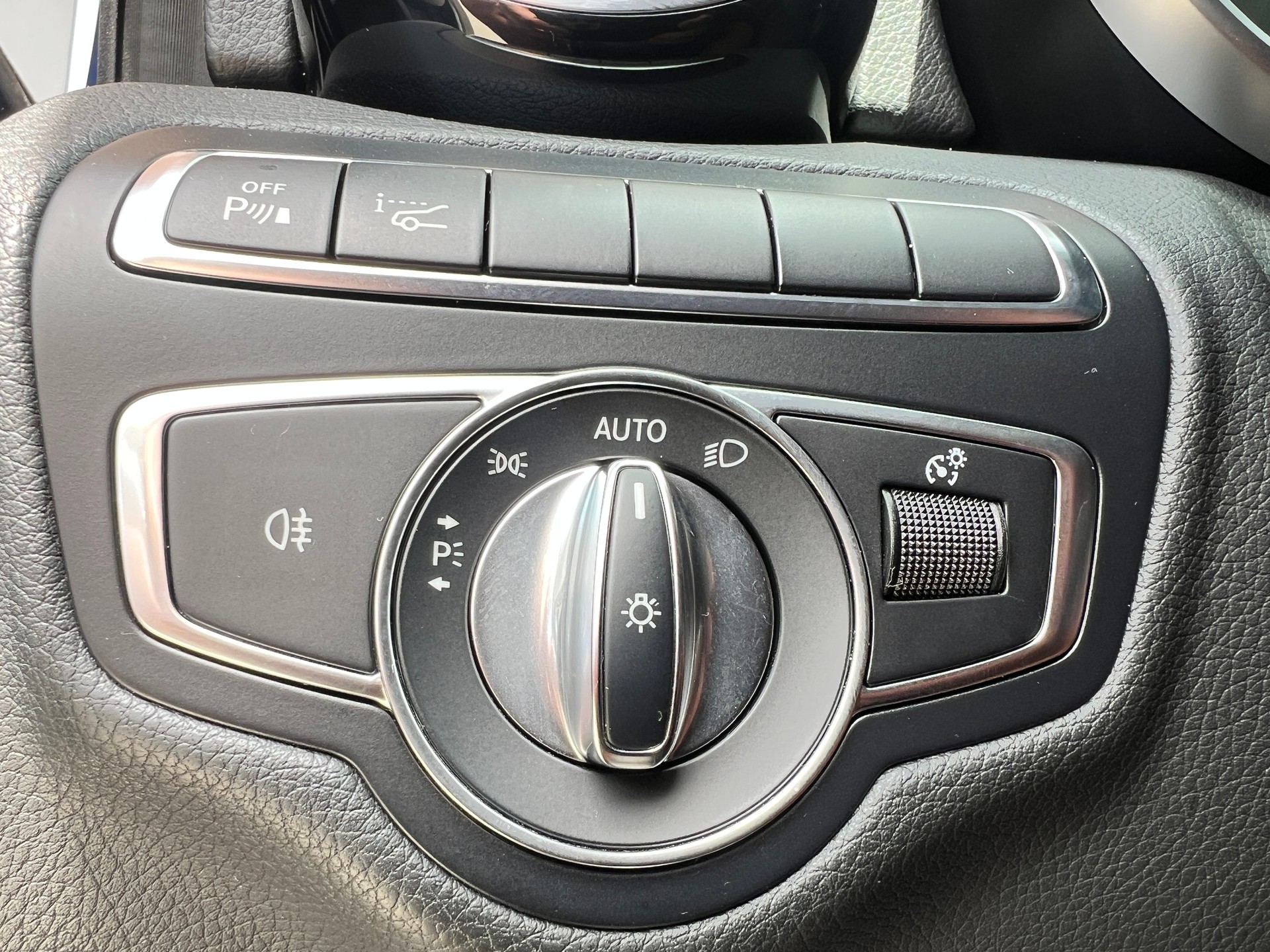 MERCEDES-BENZ C 180 9G-Tronic Avangarde-image-19