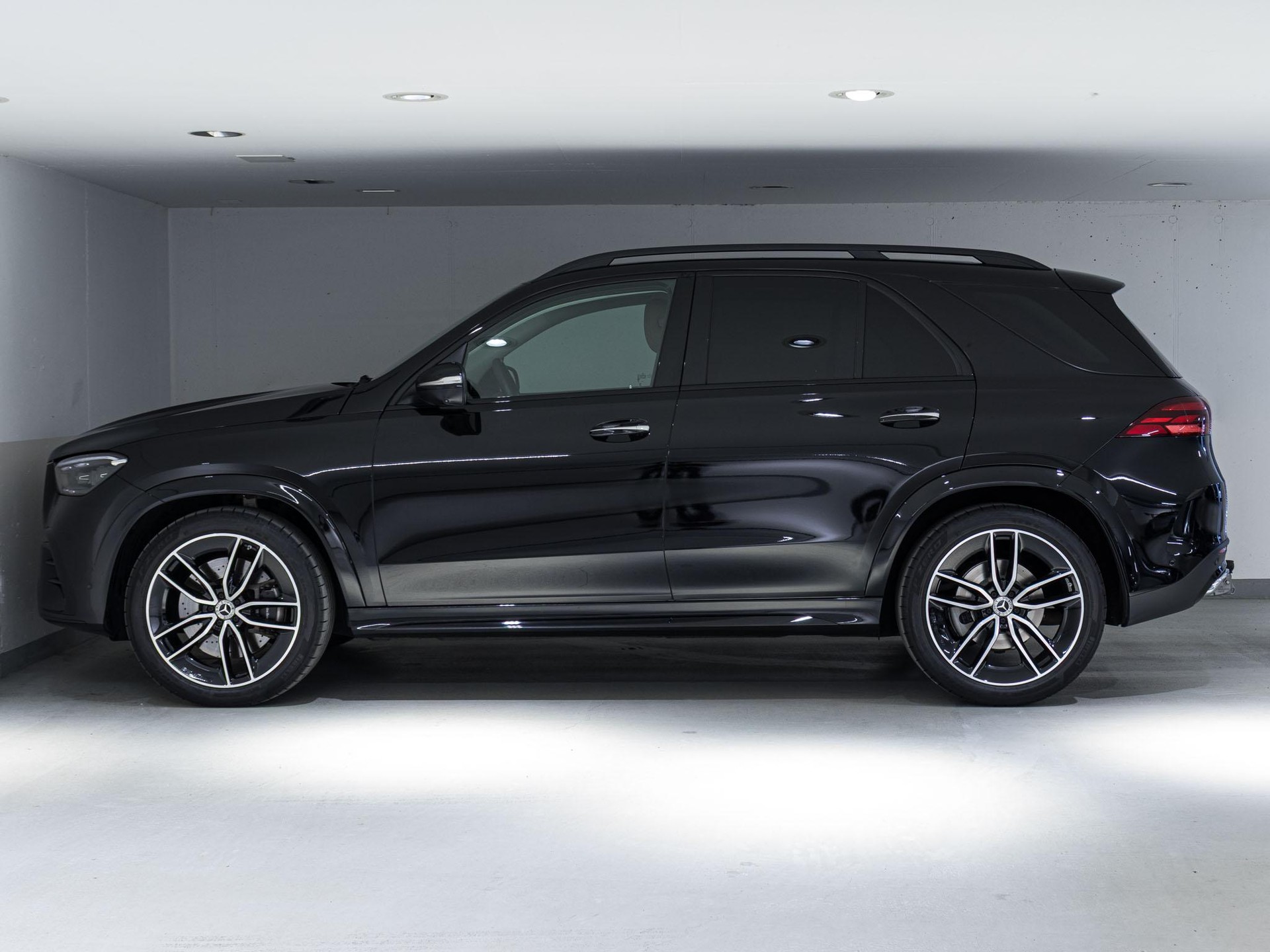 MERCEDES-BENZ GLE 450 d 4MATIC-image-4