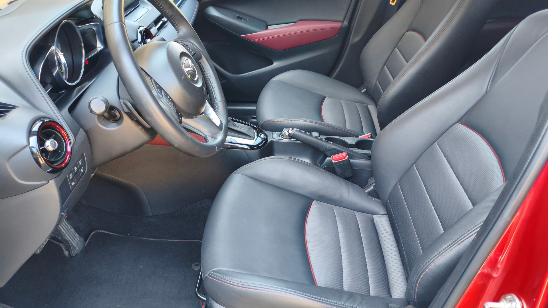 MAZDA CX-3 2.0 Revolution AWD Skyactiv Drive-image-7