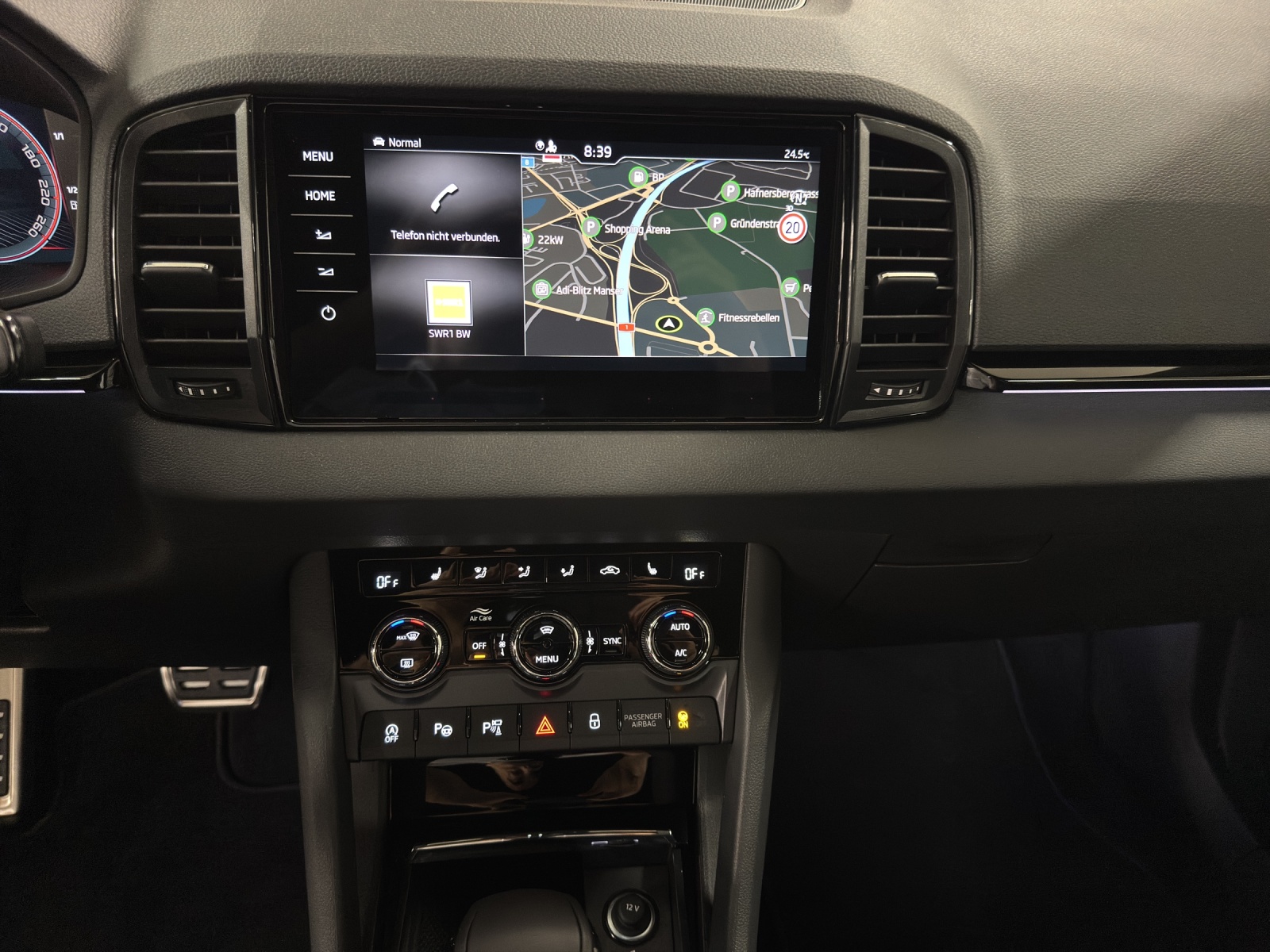 SKODA Karoq 2.0 TSI SportLine 4x4 DSG-image-10