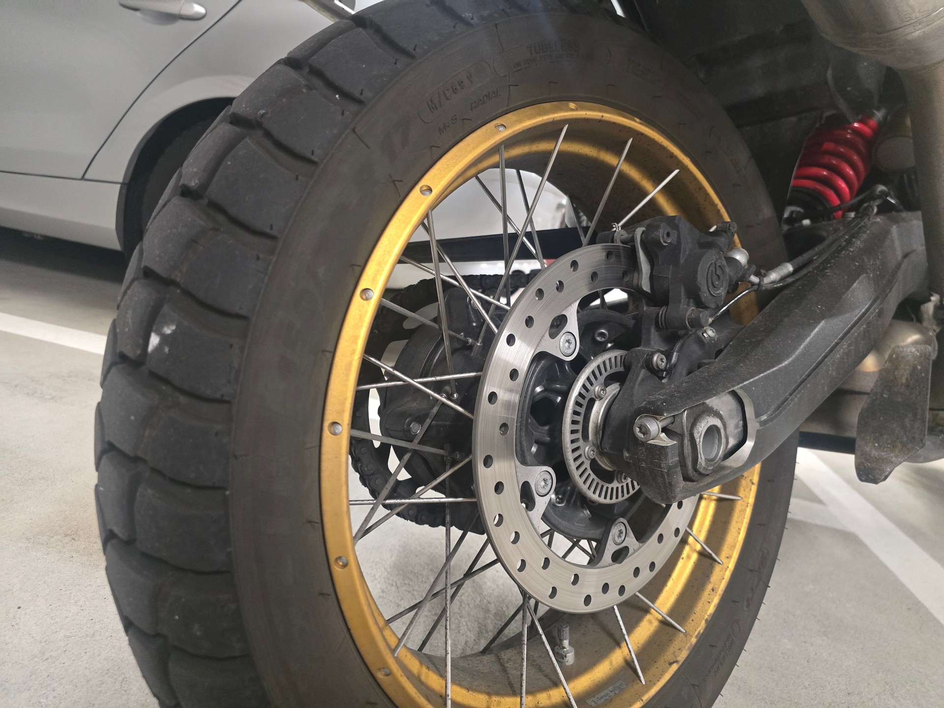 BMW F 850 GS Adventure-image-2