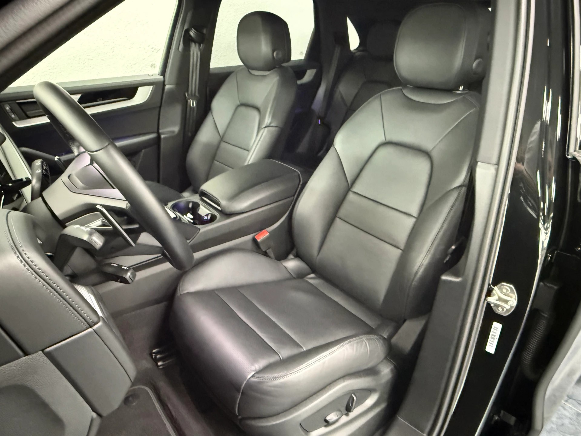 PORSCHE Cayenne Tiptronic-image-13