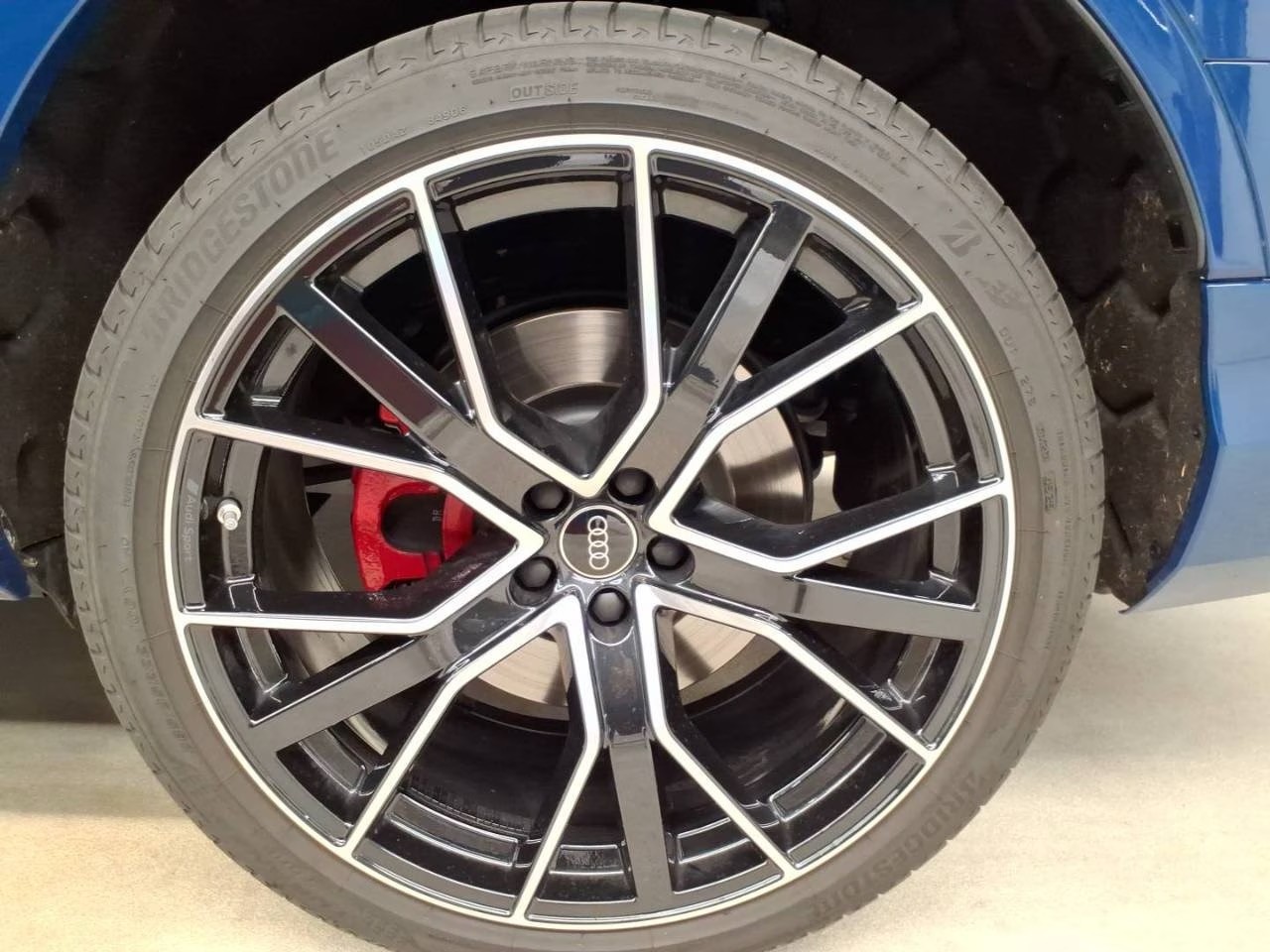 AUDI Q7 SUV TFSI quattro 250 kW S line tiptronic-image-2