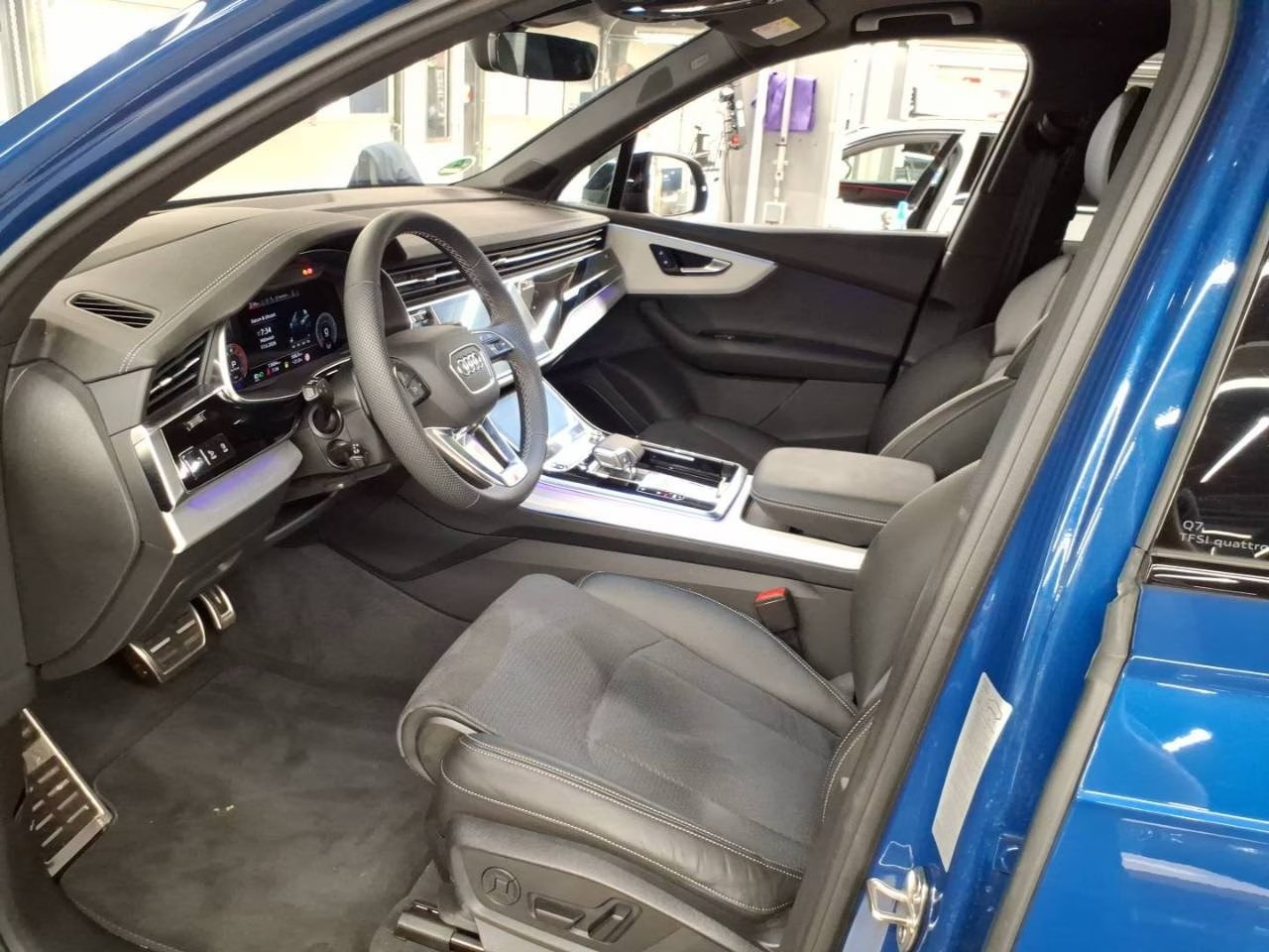 AUDI Q7 SUV TFSI quattro 250 kW S line tiptronic-image-3