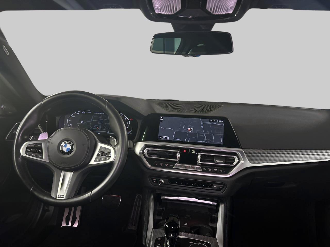 BMW M240i xDrive Coupé-image-13