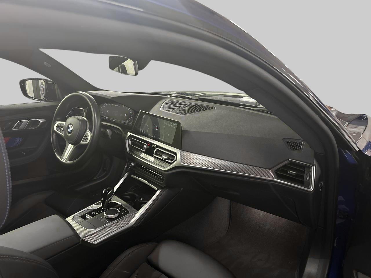 BMW M240i xDrive Coupé-image-11