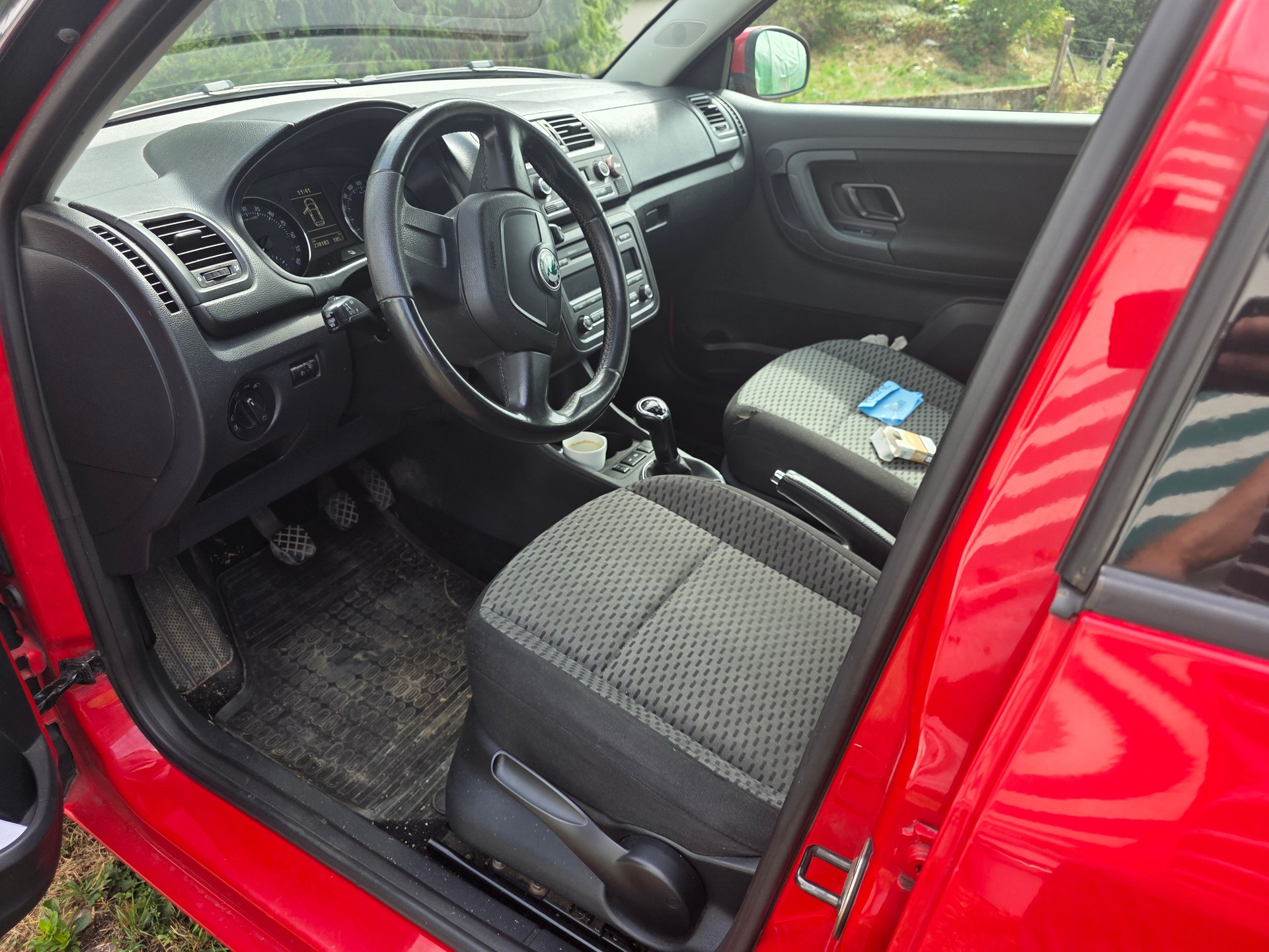 SKODA Fabia 1.6 TDI Ambiente-image-7