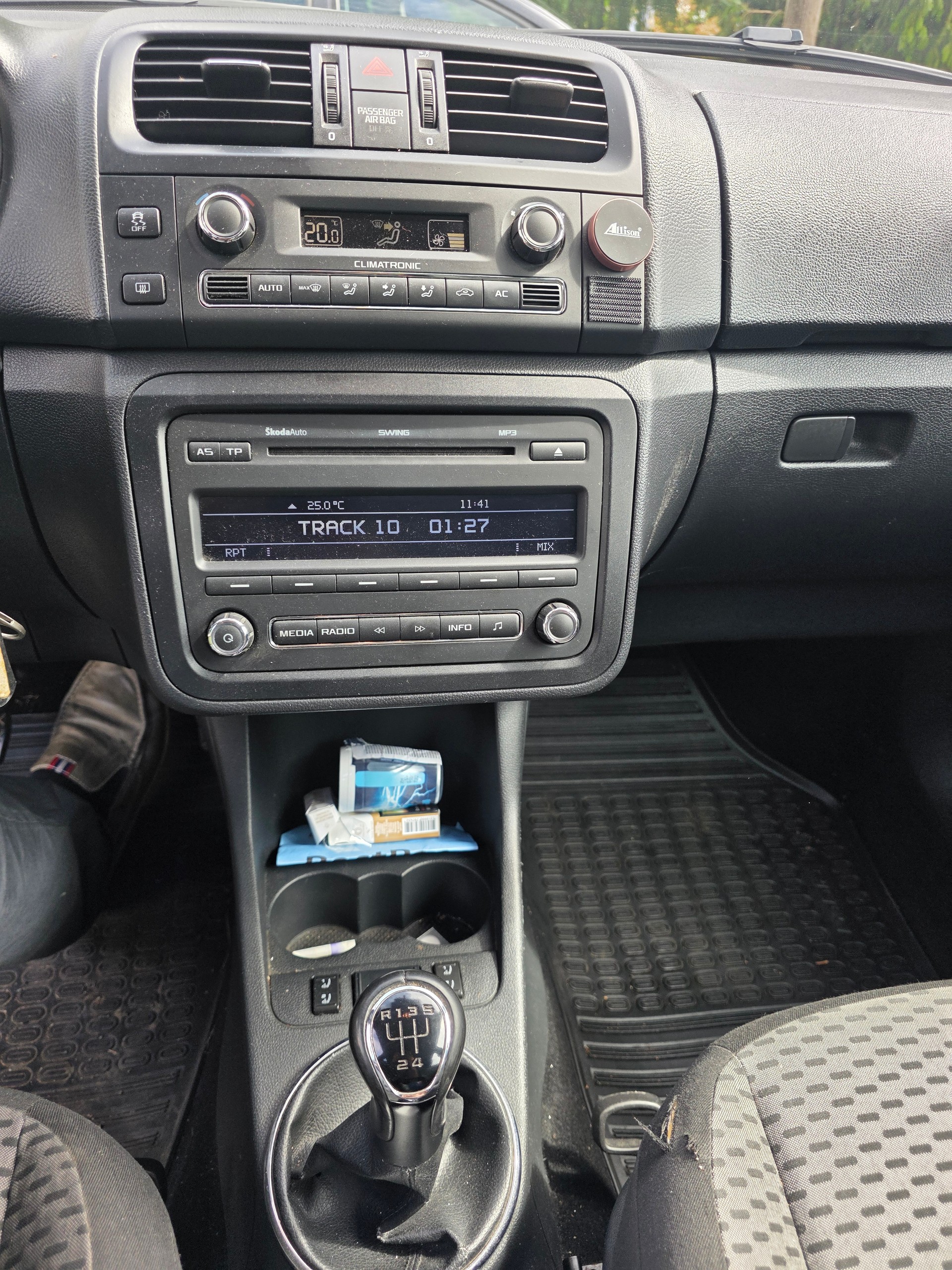 SKODA Fabia 1.6 TDI Ambiente-image-3