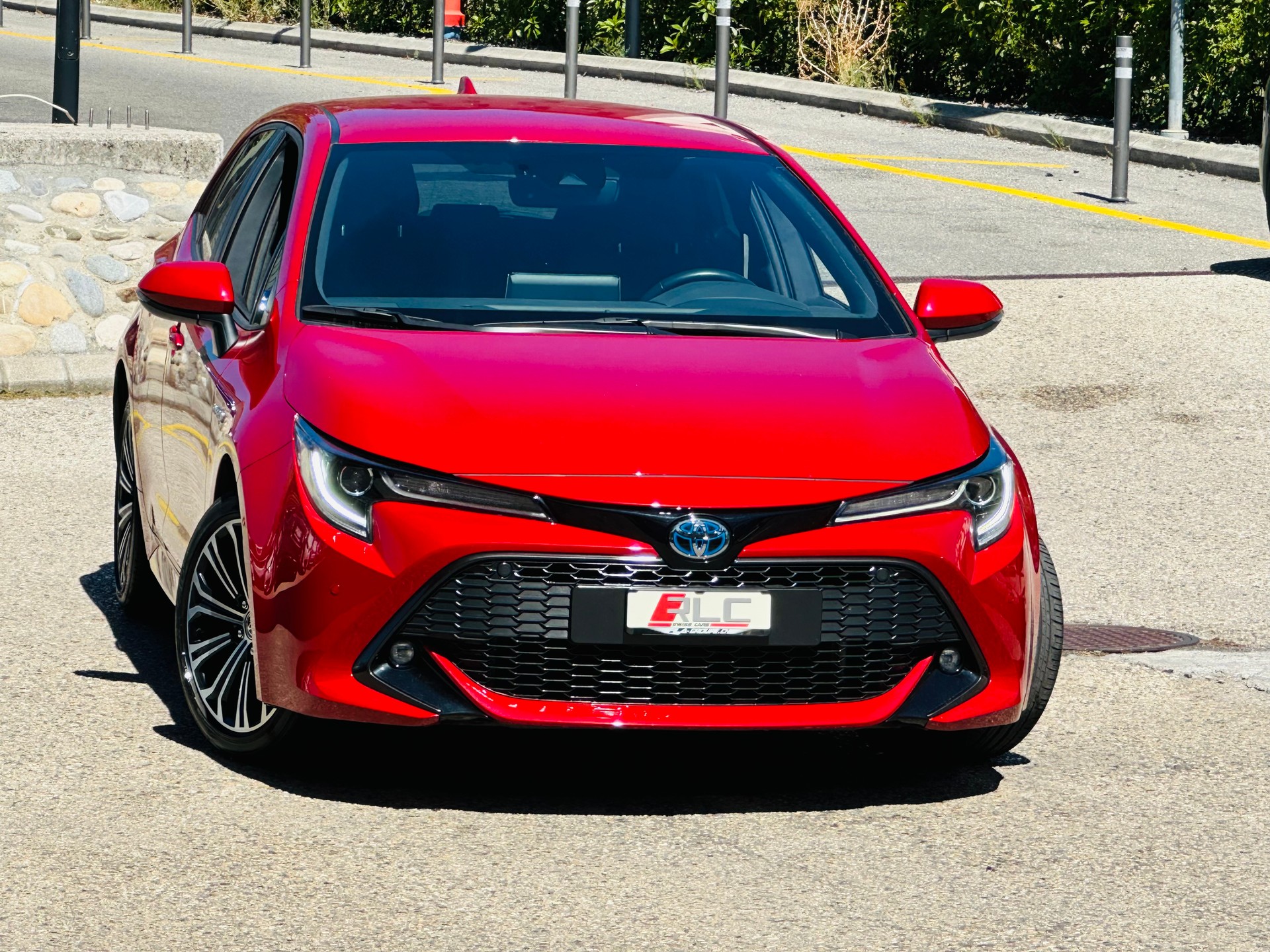 TOYOTA Corolla 1.8 HSD Trend e-CVT