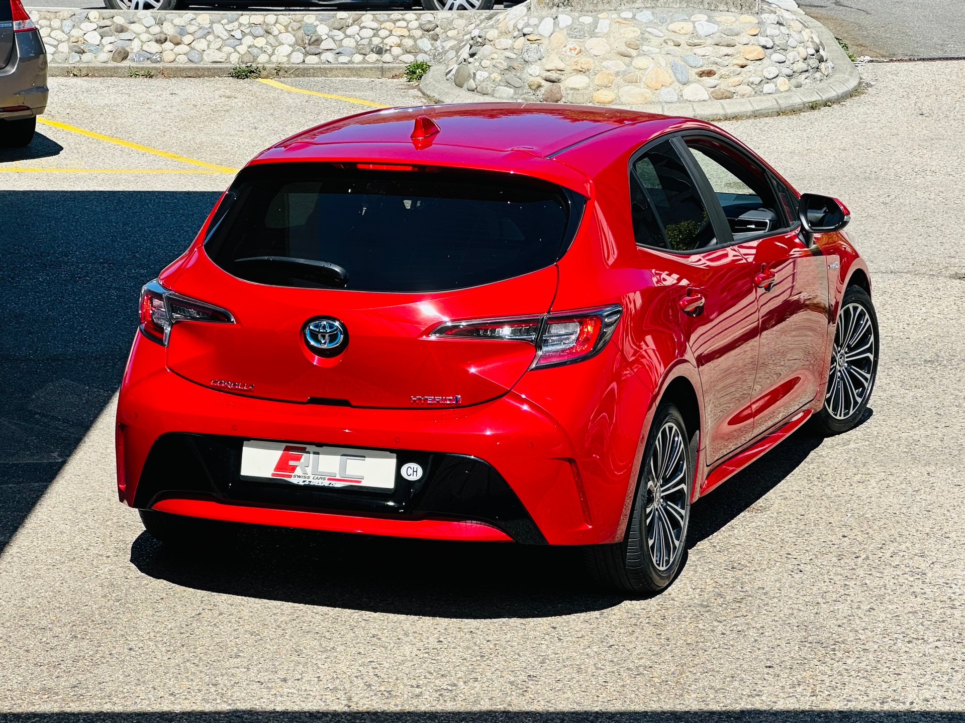 TOYOTA Corolla 1.8 HSD Trend e-CVT-image-10