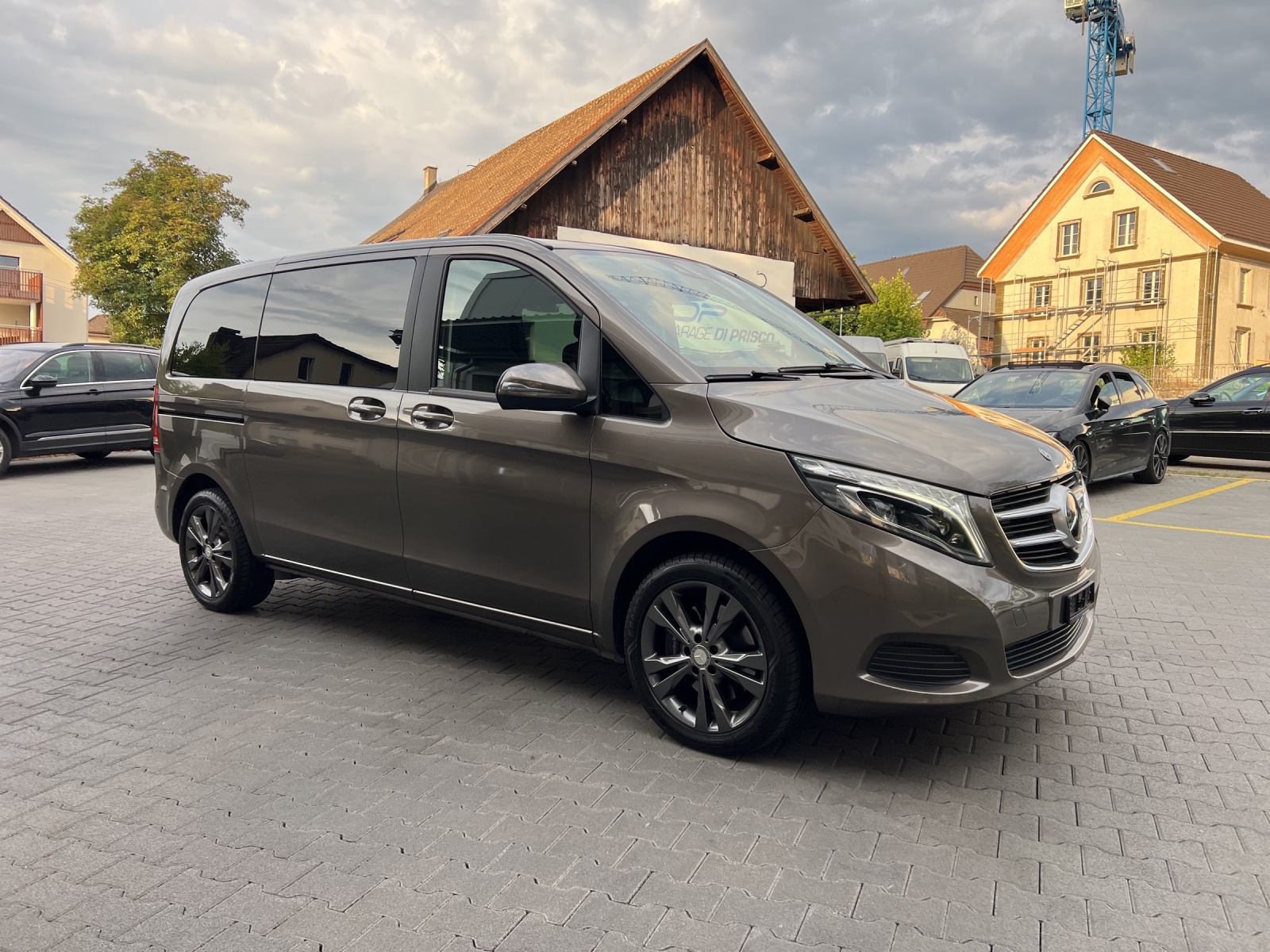 MERCEDES-BENZ V 250 d kompakt 4Matic 7G-Tronic-image-5