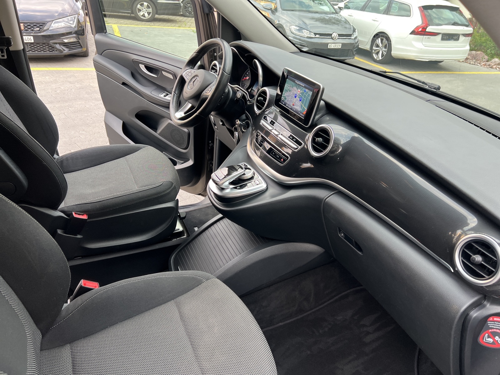 MERCEDES-BENZ V 250 d kompakt 4Matic 7G-Tronic-image-6