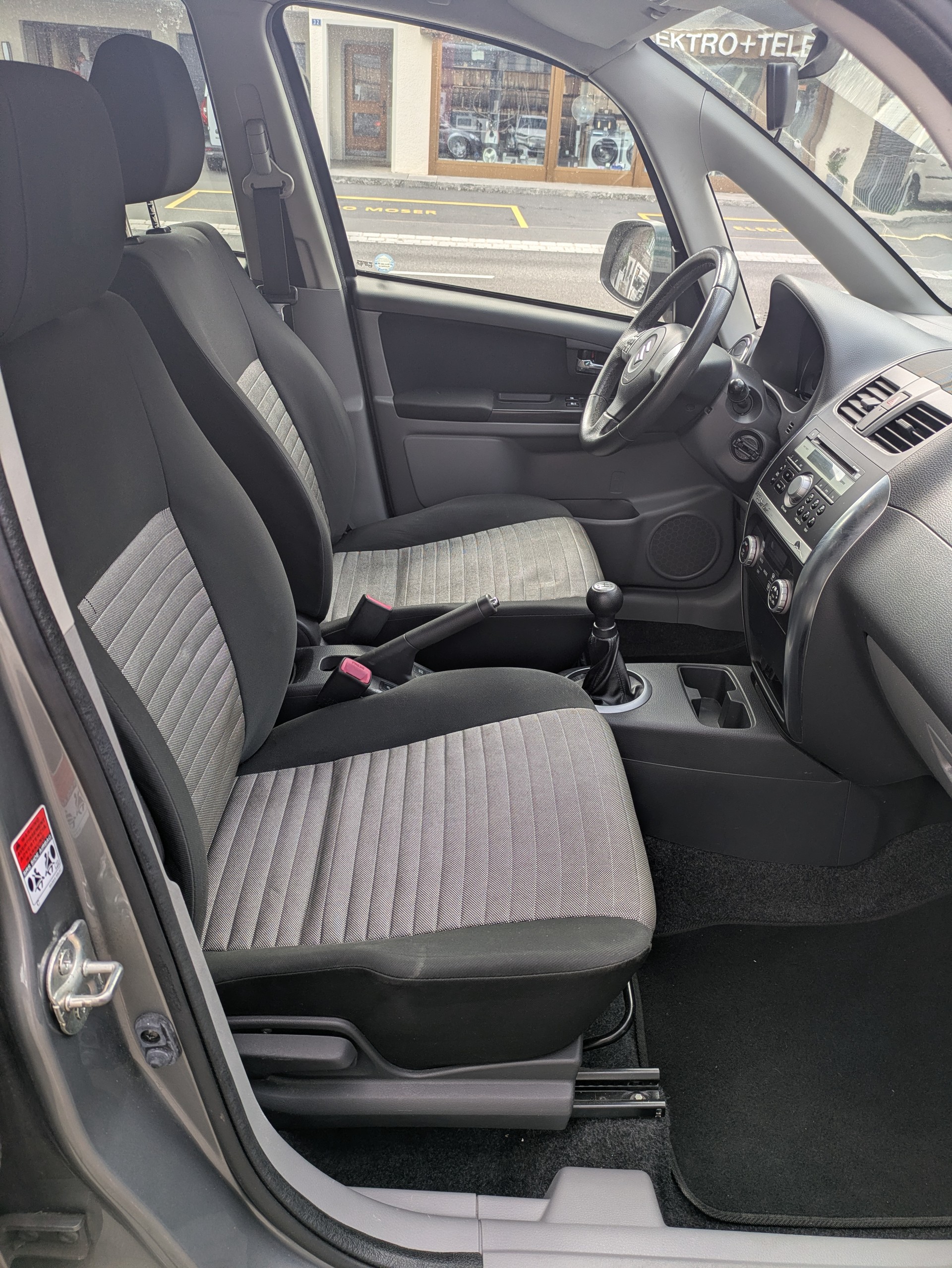 SUZUKI SX4 1.6 16V GL Top Piz Sulai 4WD-image-11
