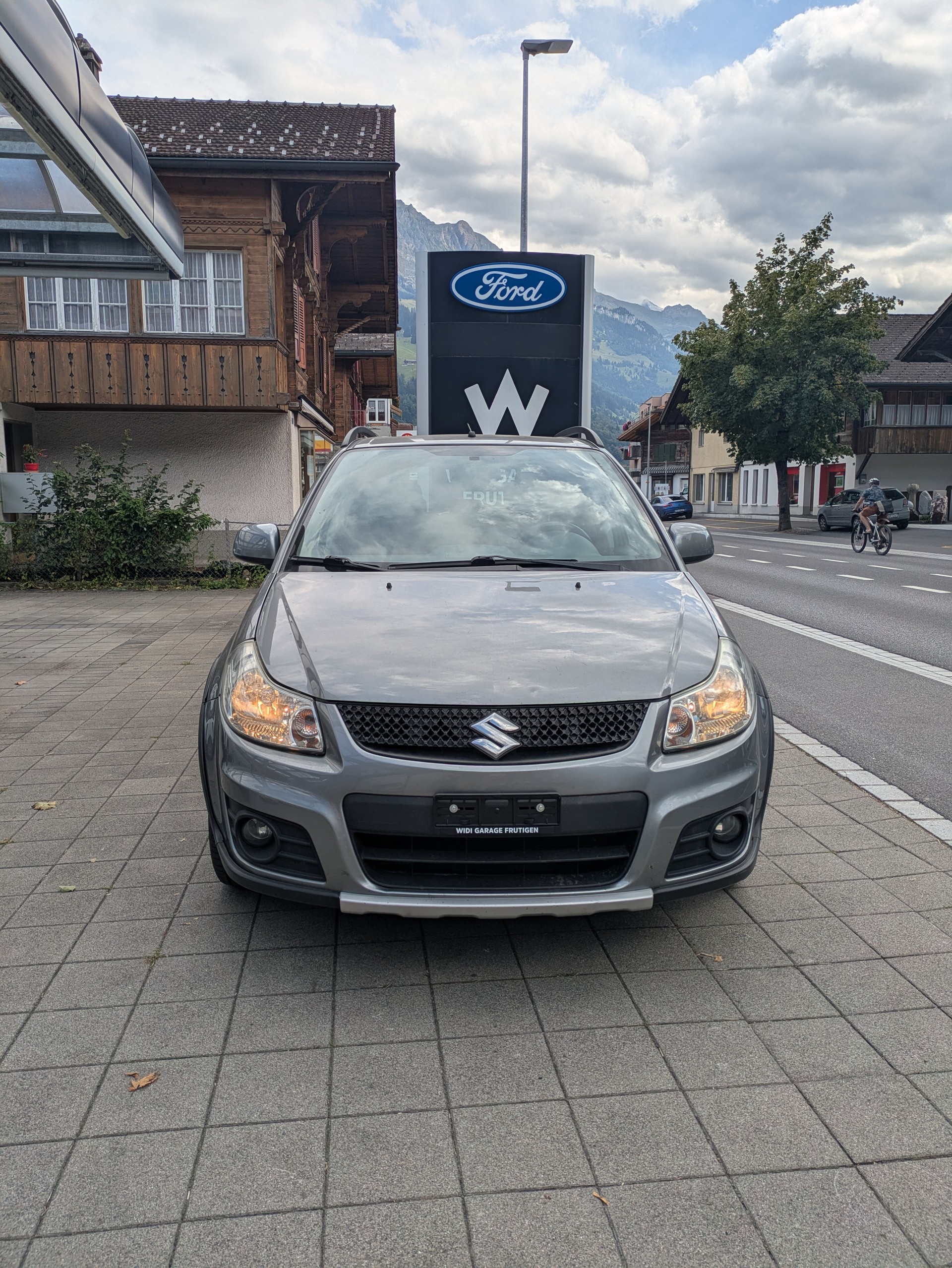SUZUKI SX4 1.6 16V GL Top Piz Sulai 4WD-showroom-element-1