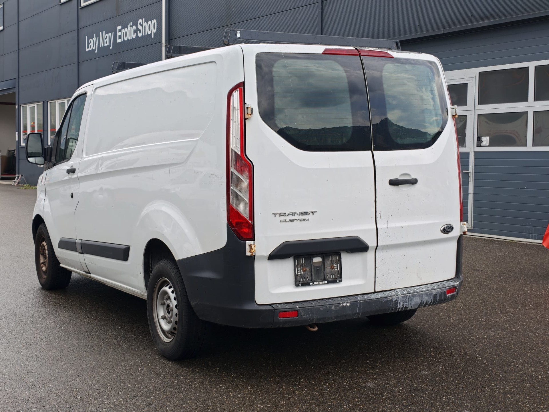 FORD Transit Custom Van 250 L1H1 Level 3-image-5