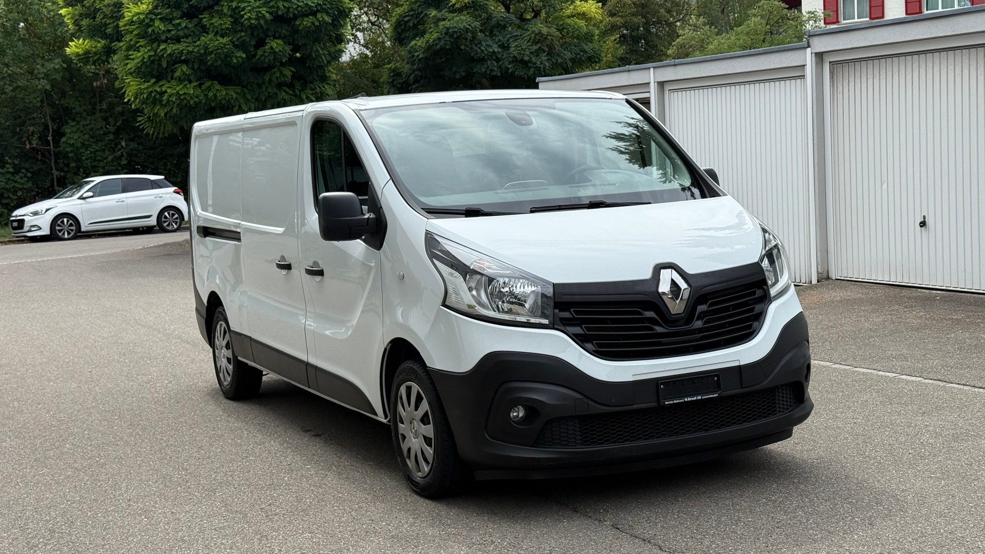 RENAULT Trafic 1.6 ENERGY TwinT. dCi120 2.9t Business L2H1-image-3