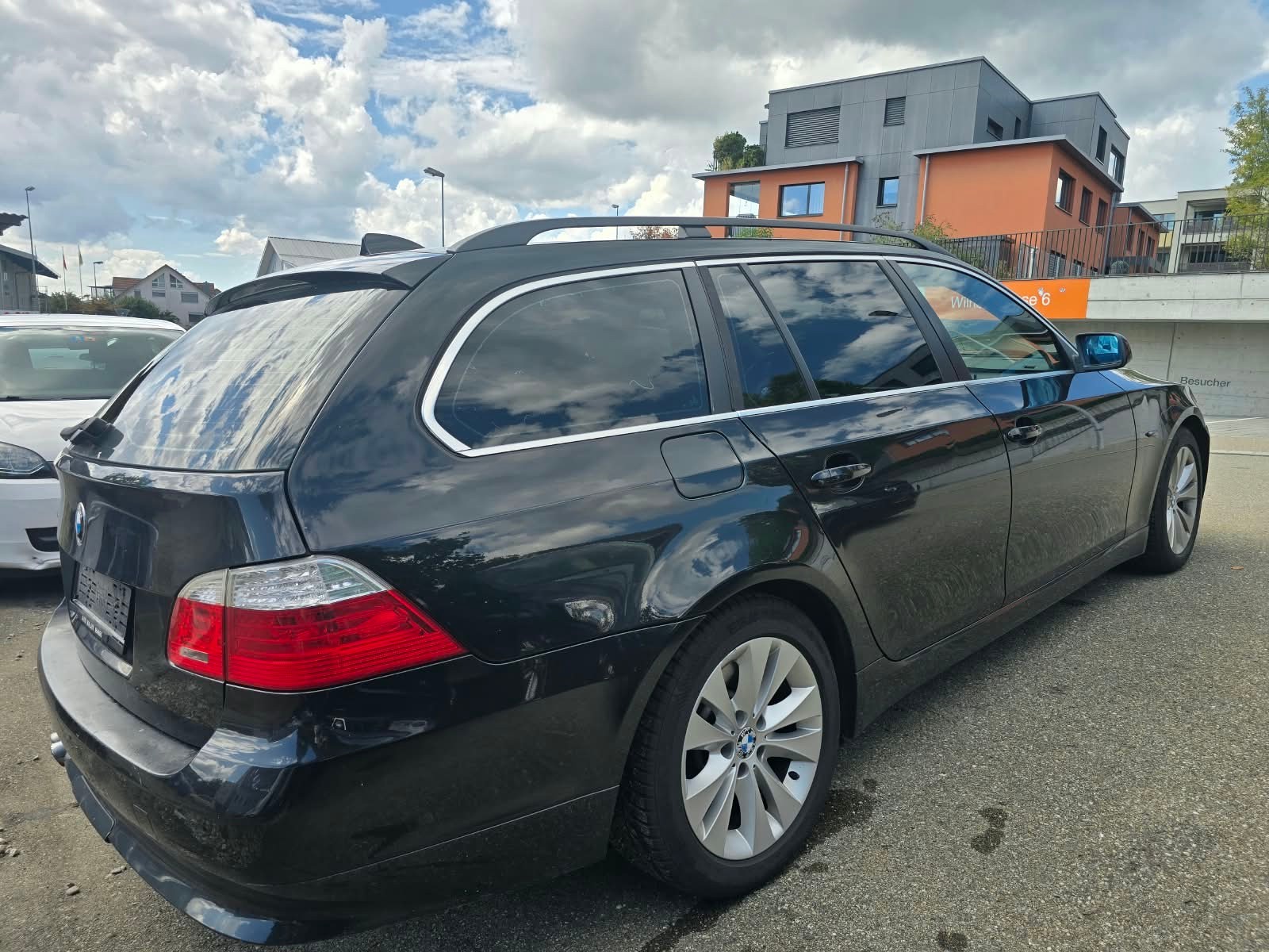 BMW 530i Touring Steptronic-image-8