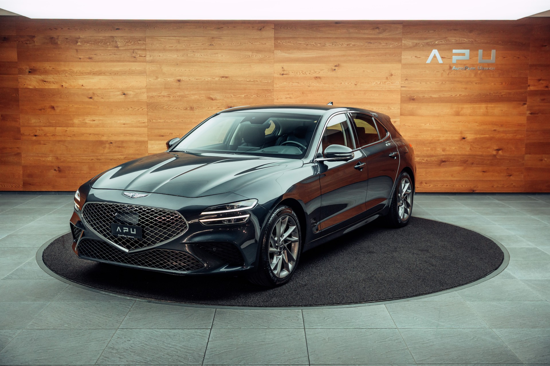GENESIS G70 Shooting Brake 2.2 CRDI Luxus AT8 AWD Hallasan Green-showroom-element-3