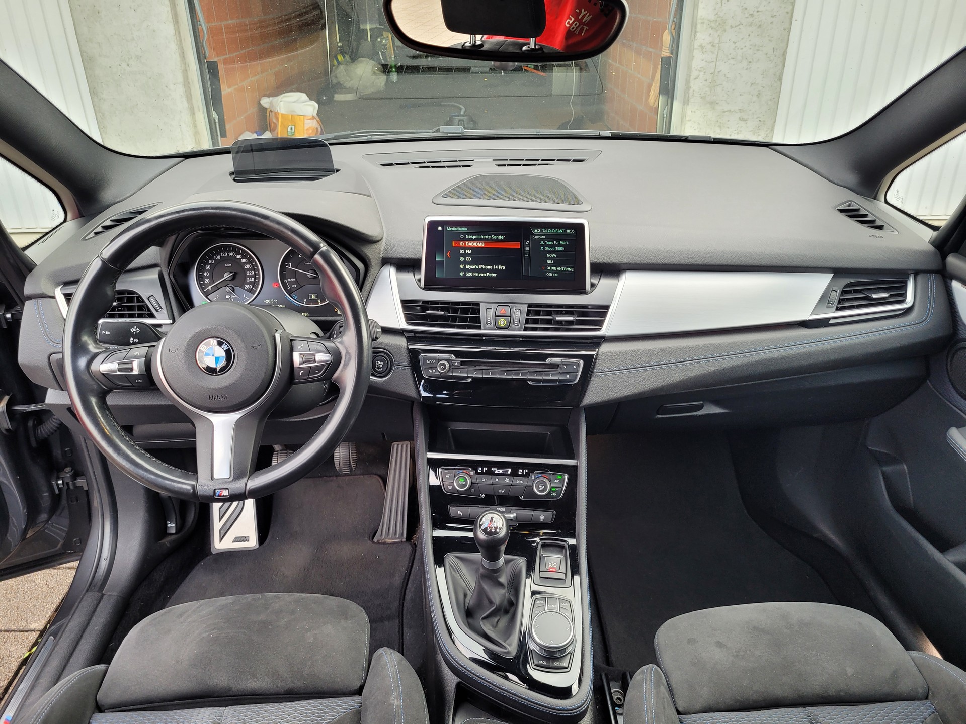 BMW 220d-image-6
