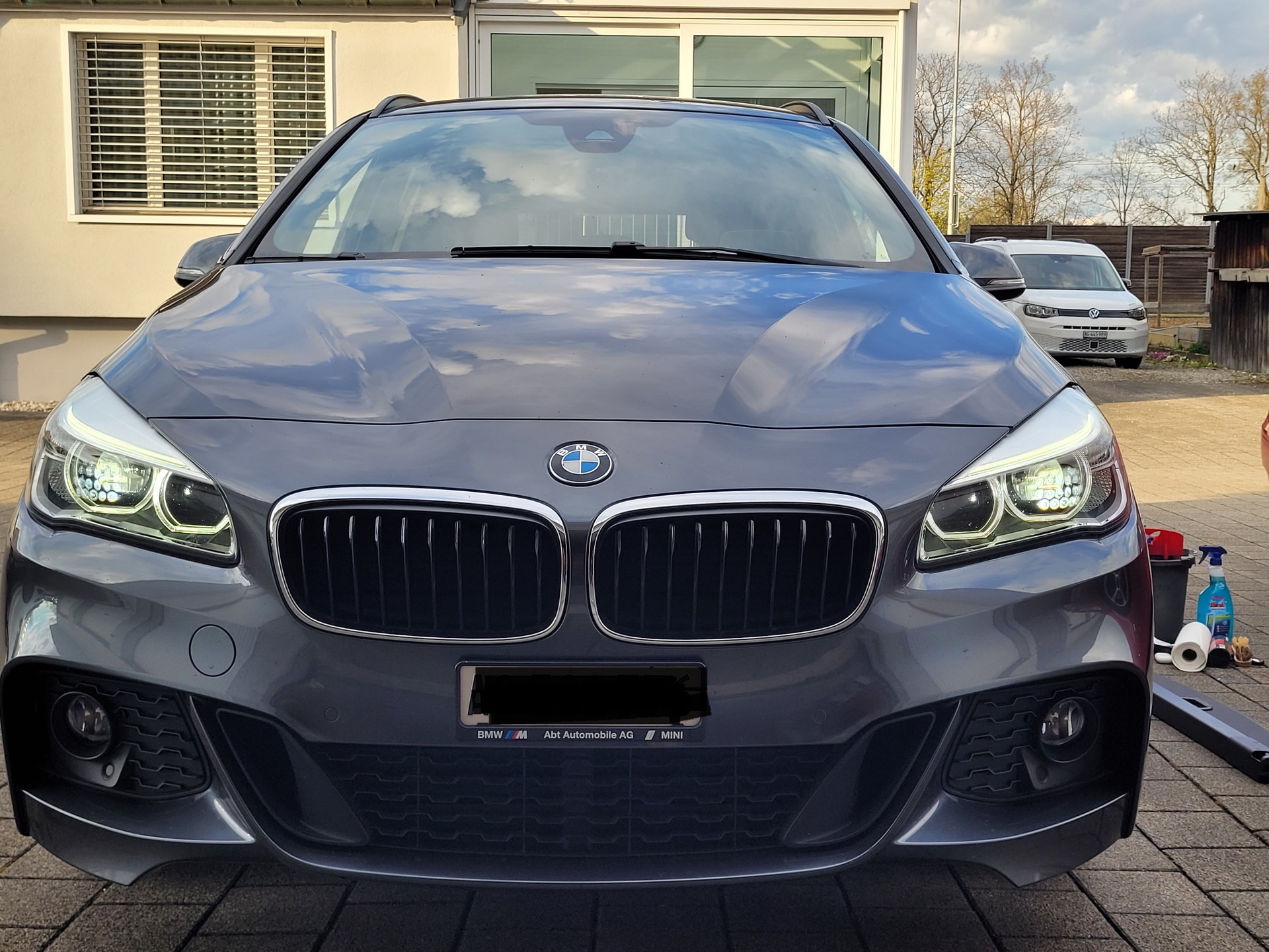 BMW 220d-image-0