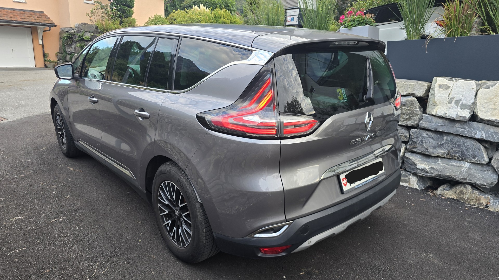 RENAULT 1.6 TCe Initiale EDC-image-1