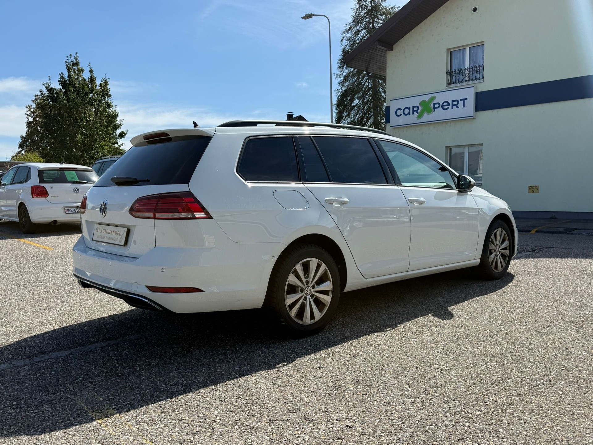 VW Golf Variant 2.0 TDI Comfortline DSG-image-4