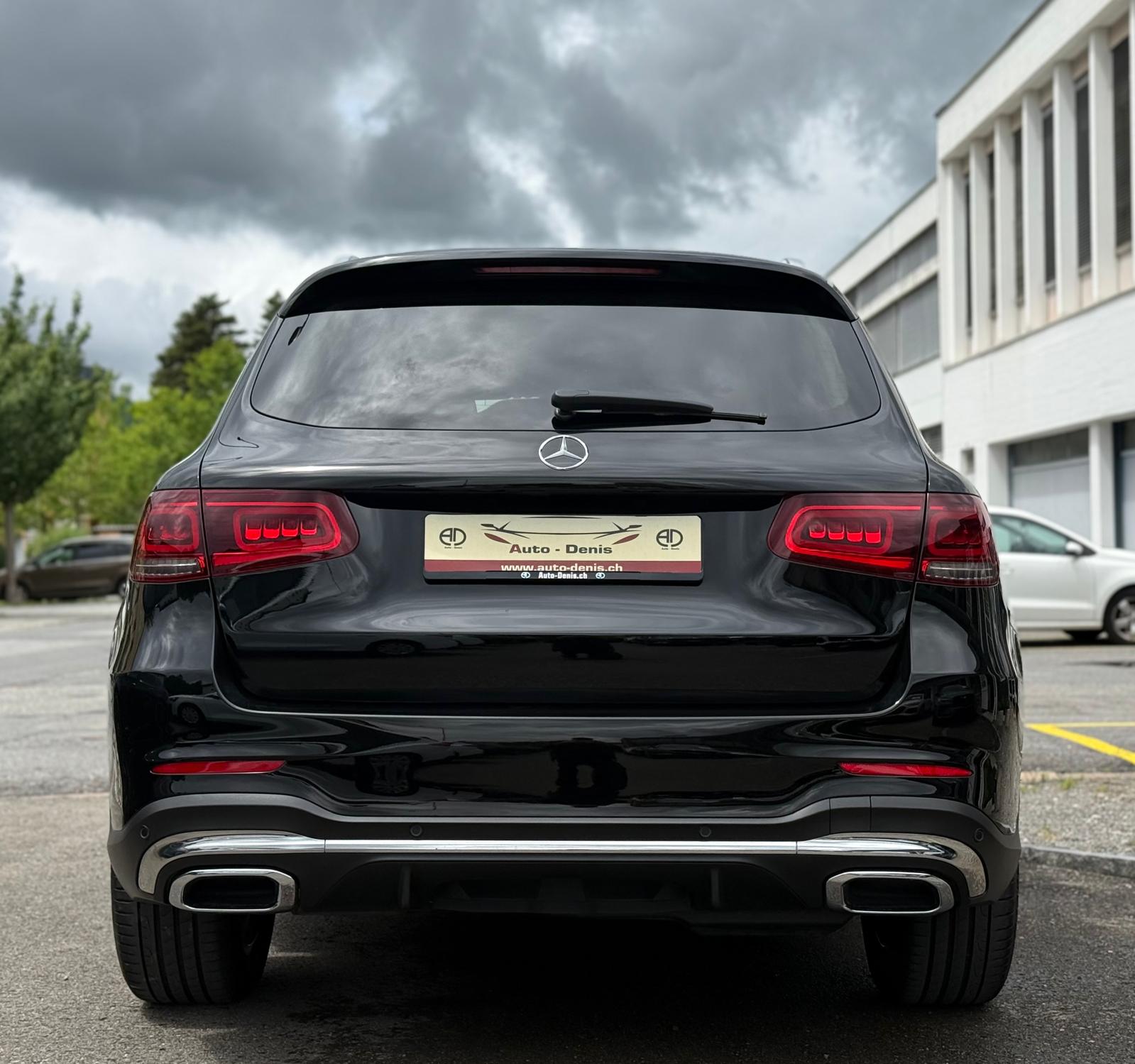 MERCEDES-BENZ GLC 220 d AMG Line 4m-showroom-element-3